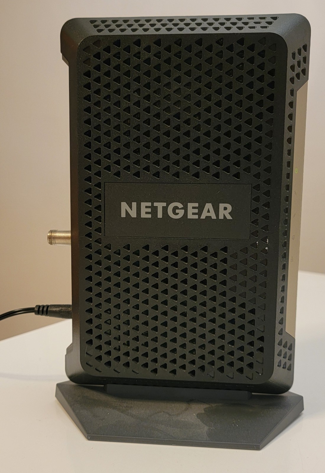 Netgear CM1000 DOCSIS 3.1 Gigabit Speed Cable Modem Black Tested Works Great!