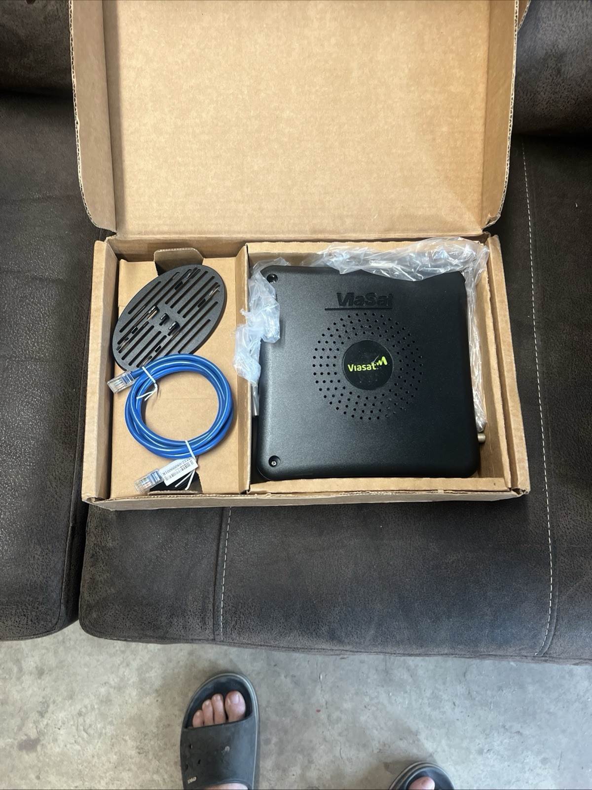 Viasat RM5110N-030 Exede Satellite Broadband Gateway/Modem w/Power Supply