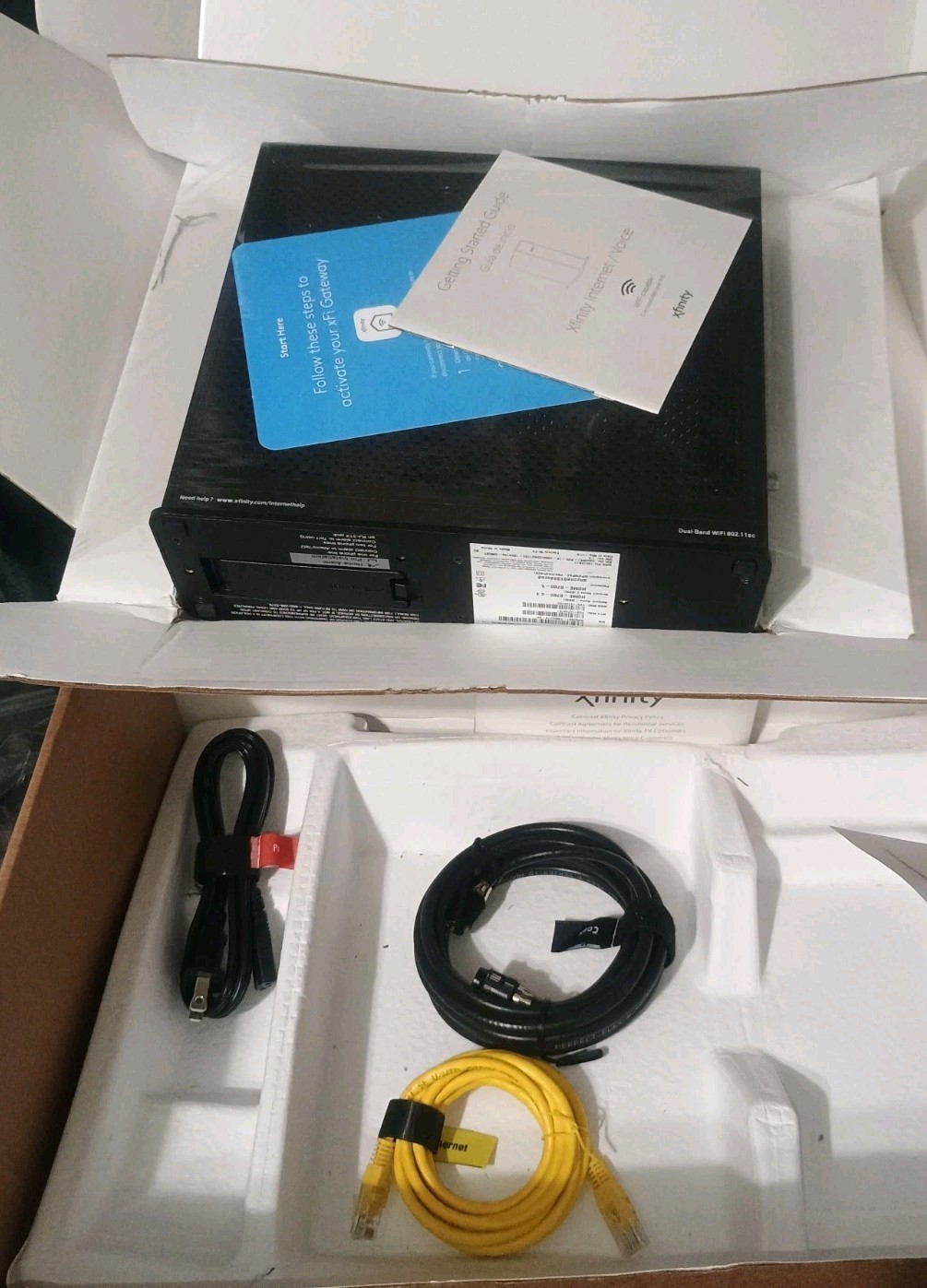 Cisco DPC3941T XB3 Wireless Modem Router DOCSIS 3.0 Voice Gateway – XFINITY New