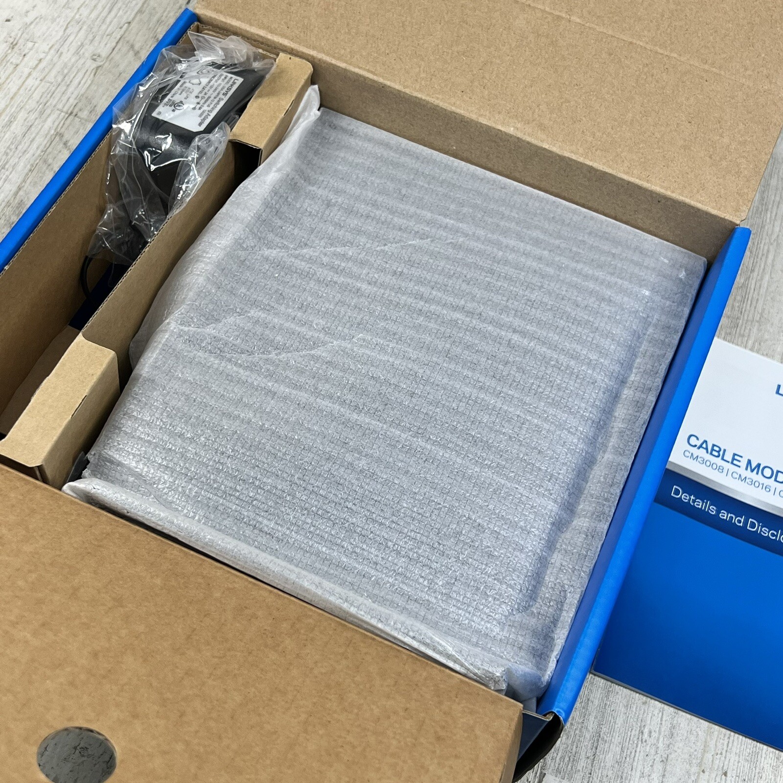 LINKSYS Cable Modem 16×4 Bonded Channels DOCSIS 3.0 Black CM3016 – NEW