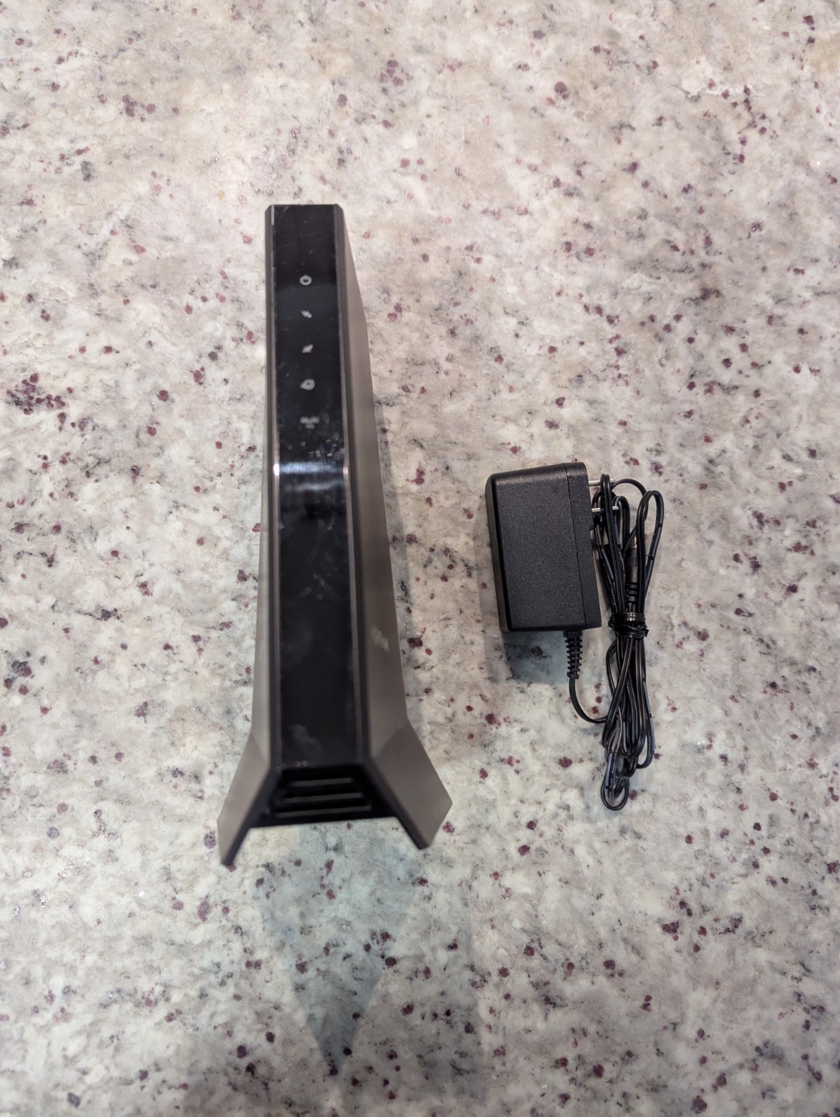 NETGEAR Nighthawk CM2000 DOCSIS 3.1 Multi-Gig 2.5Gbps Cable Modem