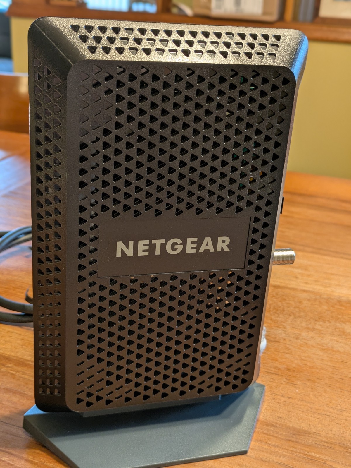NETGEAR Nighthawk Model CM1100 Multi-Gig Speed Cable Modem DOCSIS 3.1 Tested