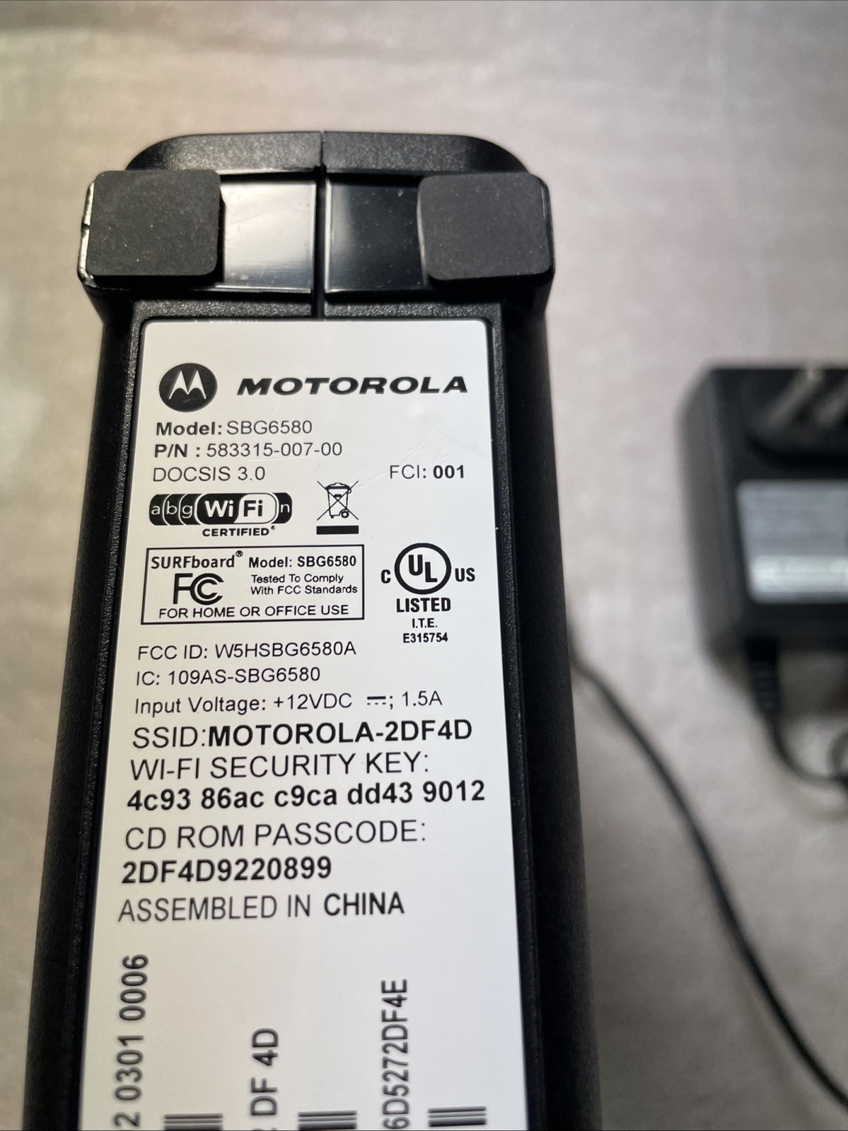 MOTOROLA ARRIS SURFboard SBG6580 DOCSIS 3.0 Cable Modem. tested And Works.