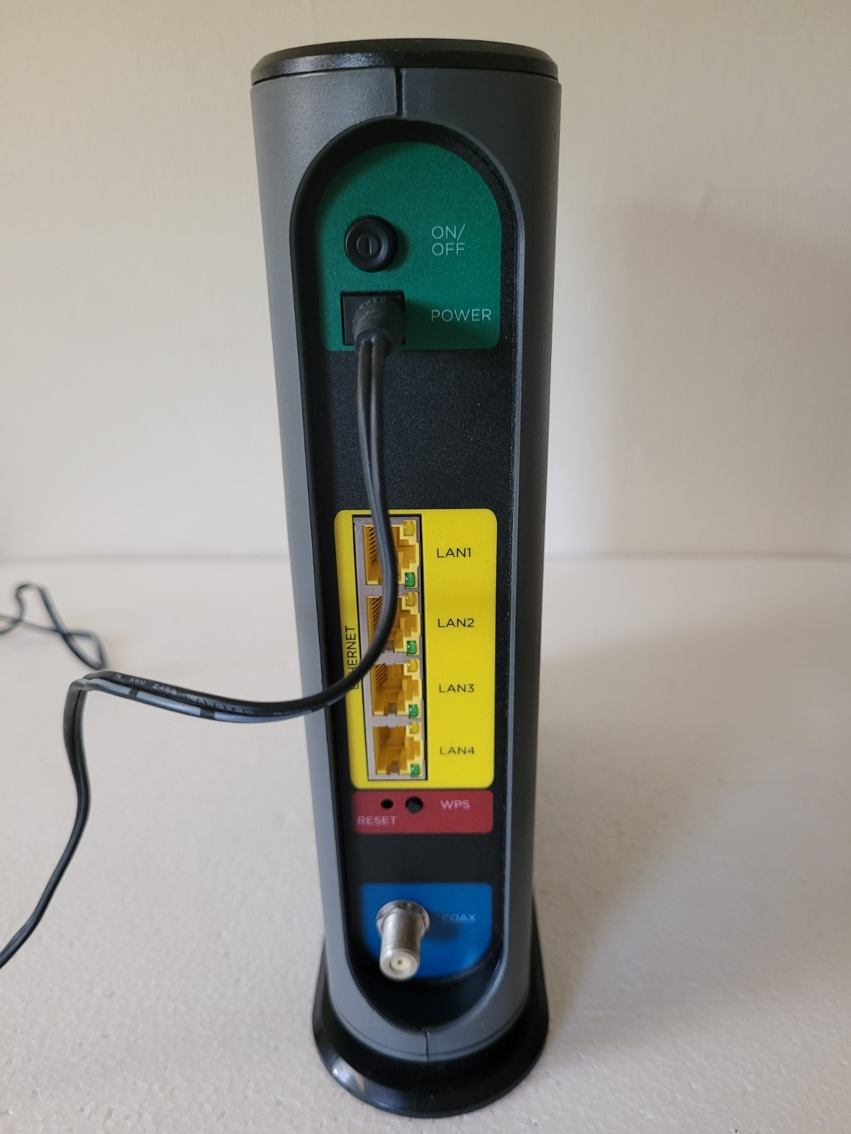 Motorola Cable Modem 24×8 Plus AC1900 Dual Band WIFI Gigabit Router