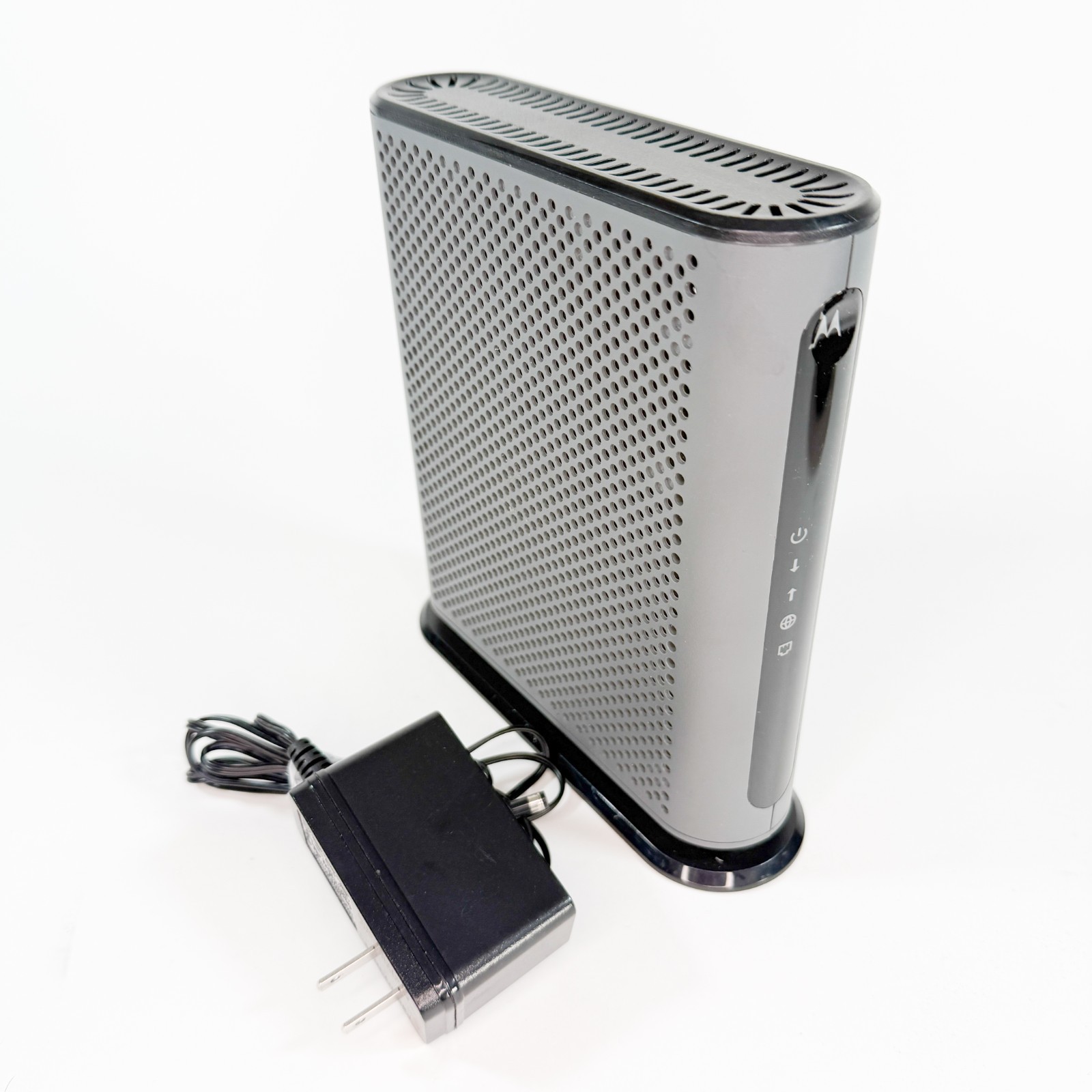Motorola MB7621 24×8 DOCSIS 3.0 Cable Modem Gigabit Comcast Xfinity