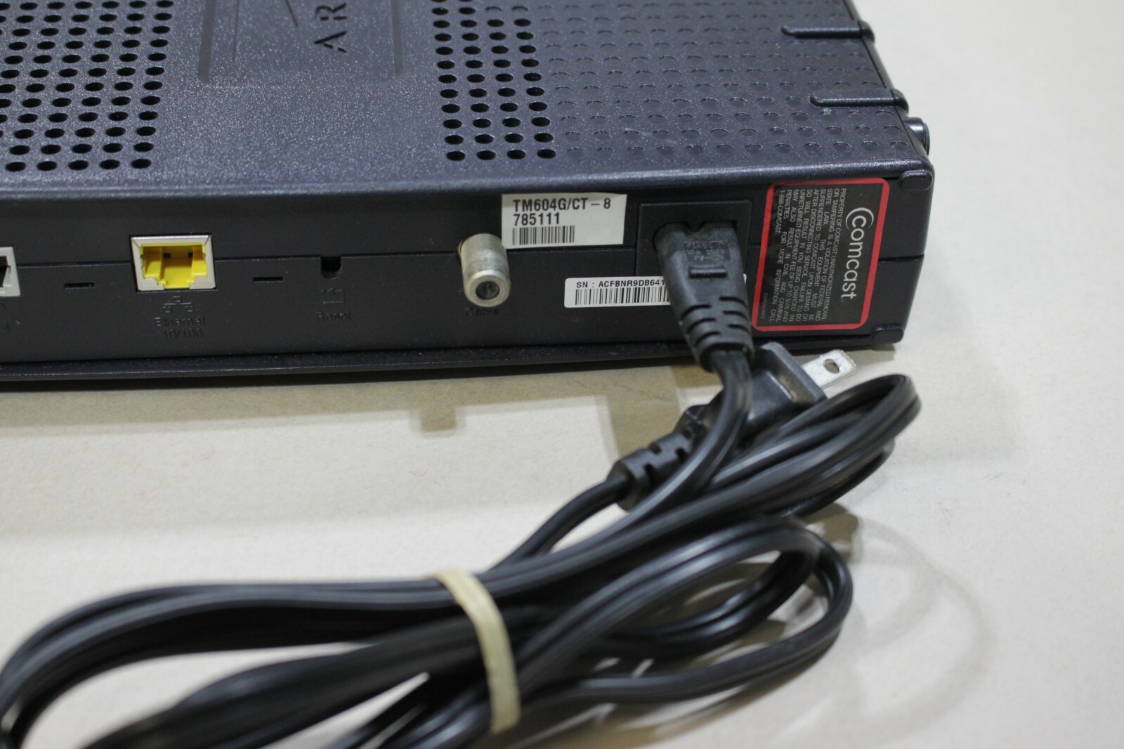 ARRIS TM604G/CT-8 Cable Internet Voice Modem 4 phone, cable & Ethernet connectns