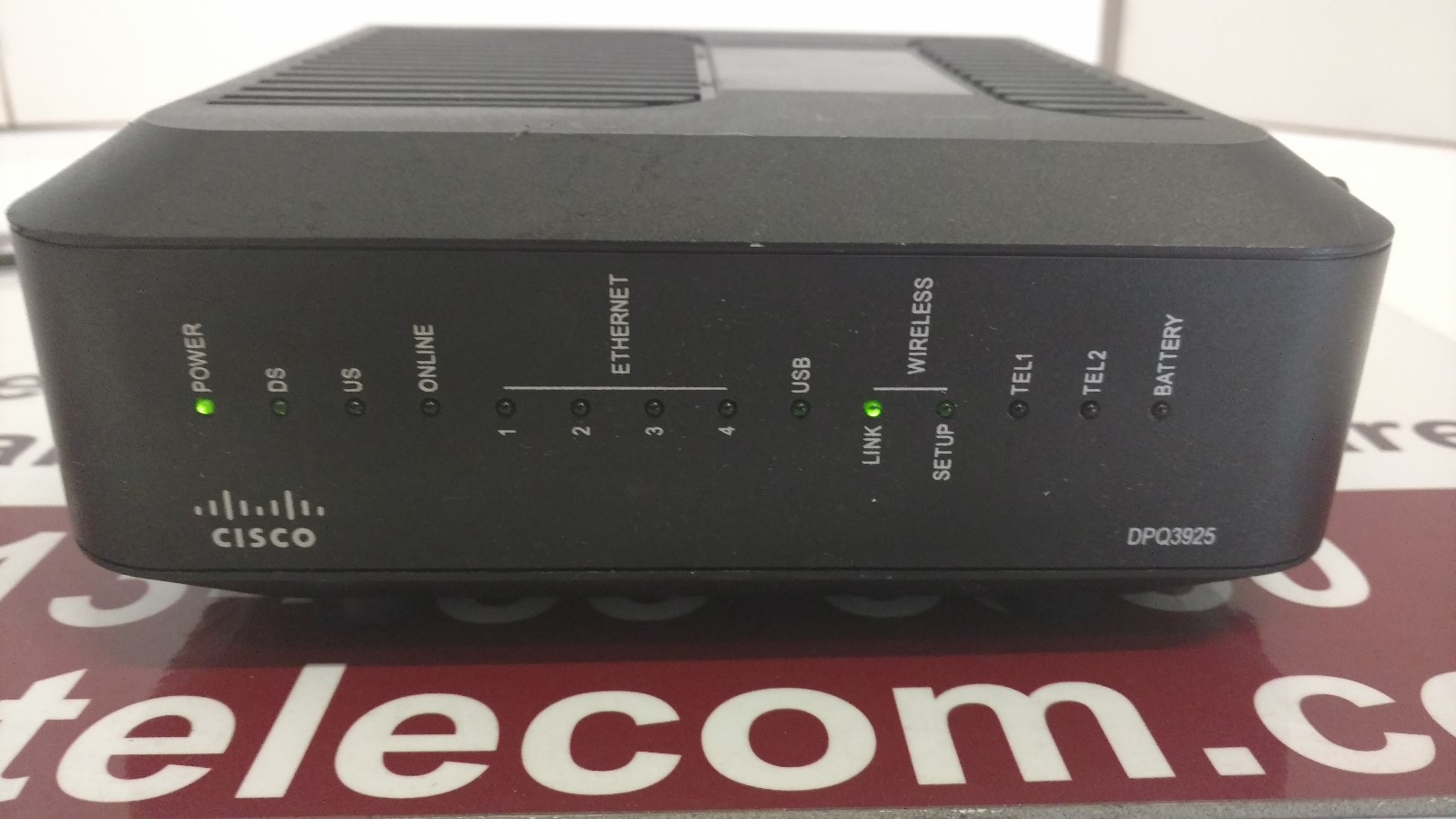 CISCO DPQ3925 Gateway Modem Router Docsis 3.0 Wireless WiFi Phone