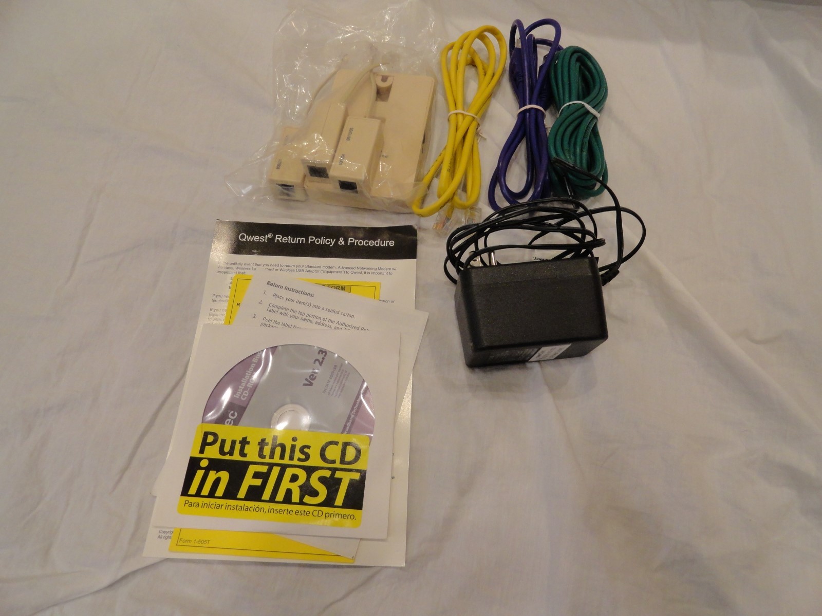 NOS / Qwest / Actiontec R1524SU DSL Internet Modem / Wireless Router