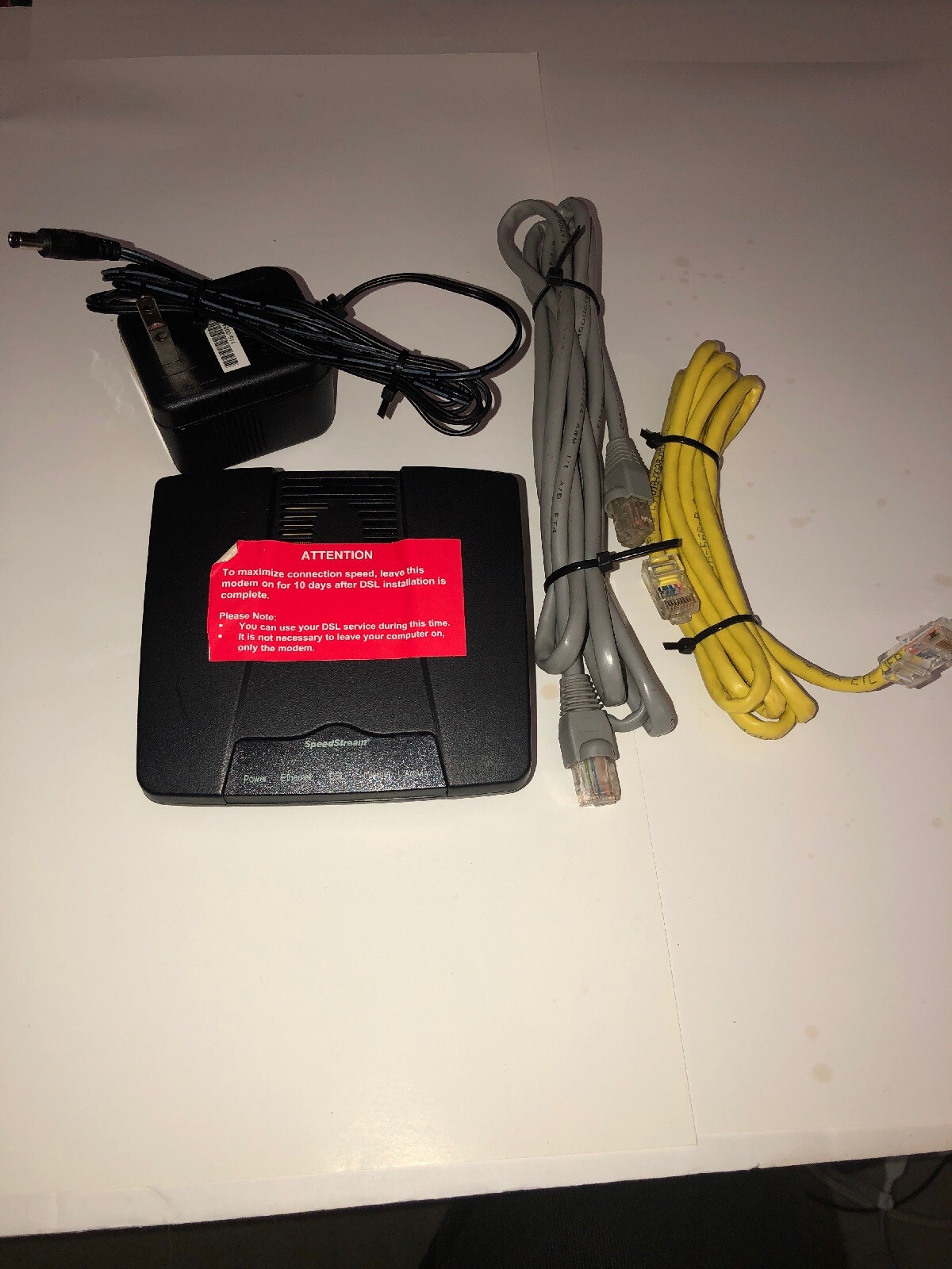 Siemens SpeedStream 4100 Ethernet ADSL Modem Part No. 060-D141-A12 Ships N 24h