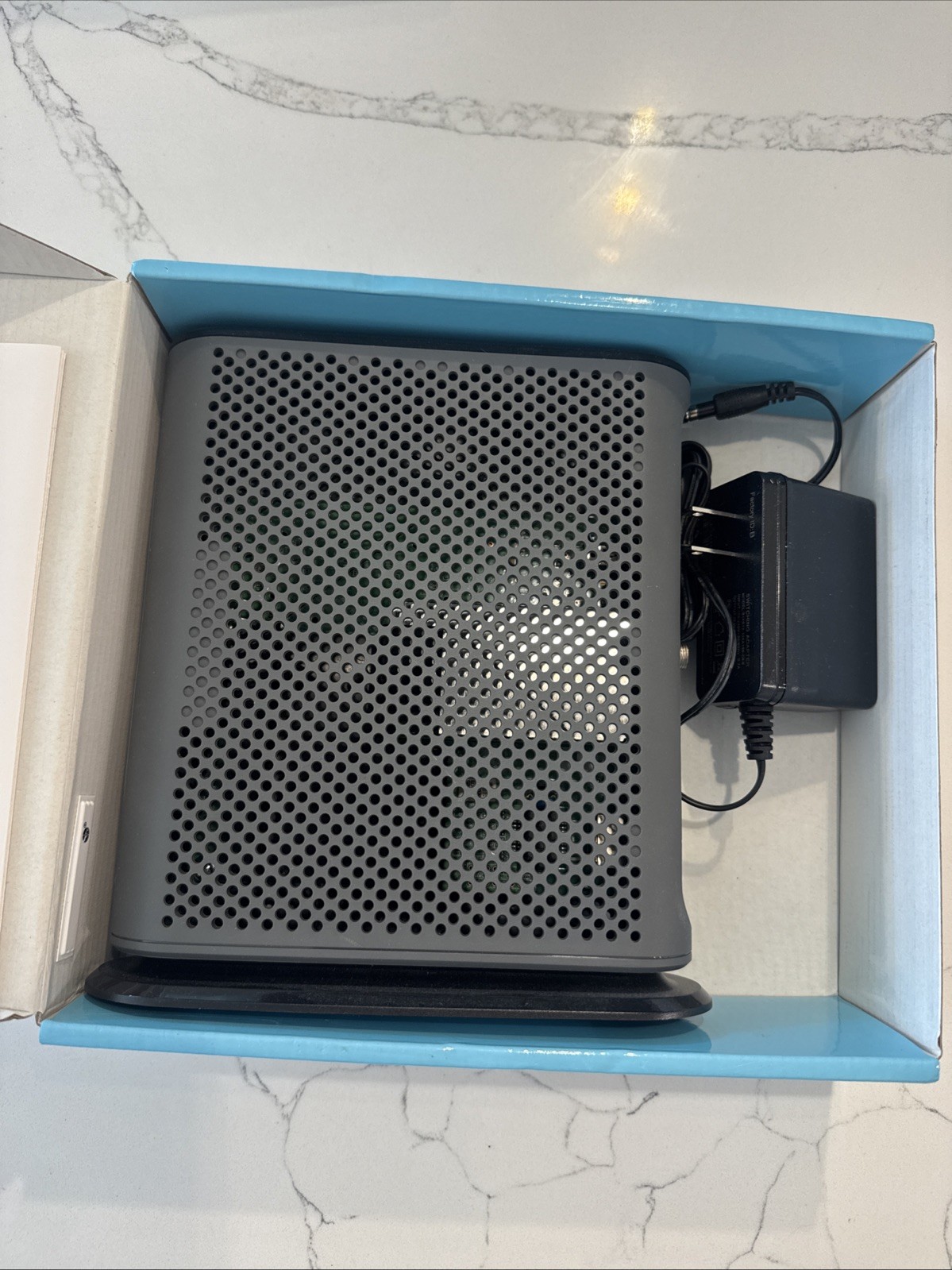 MOTOROLA 24 x 8 CABLE MODEM MB7621 24 x 8 CHANNEL (mcj70)