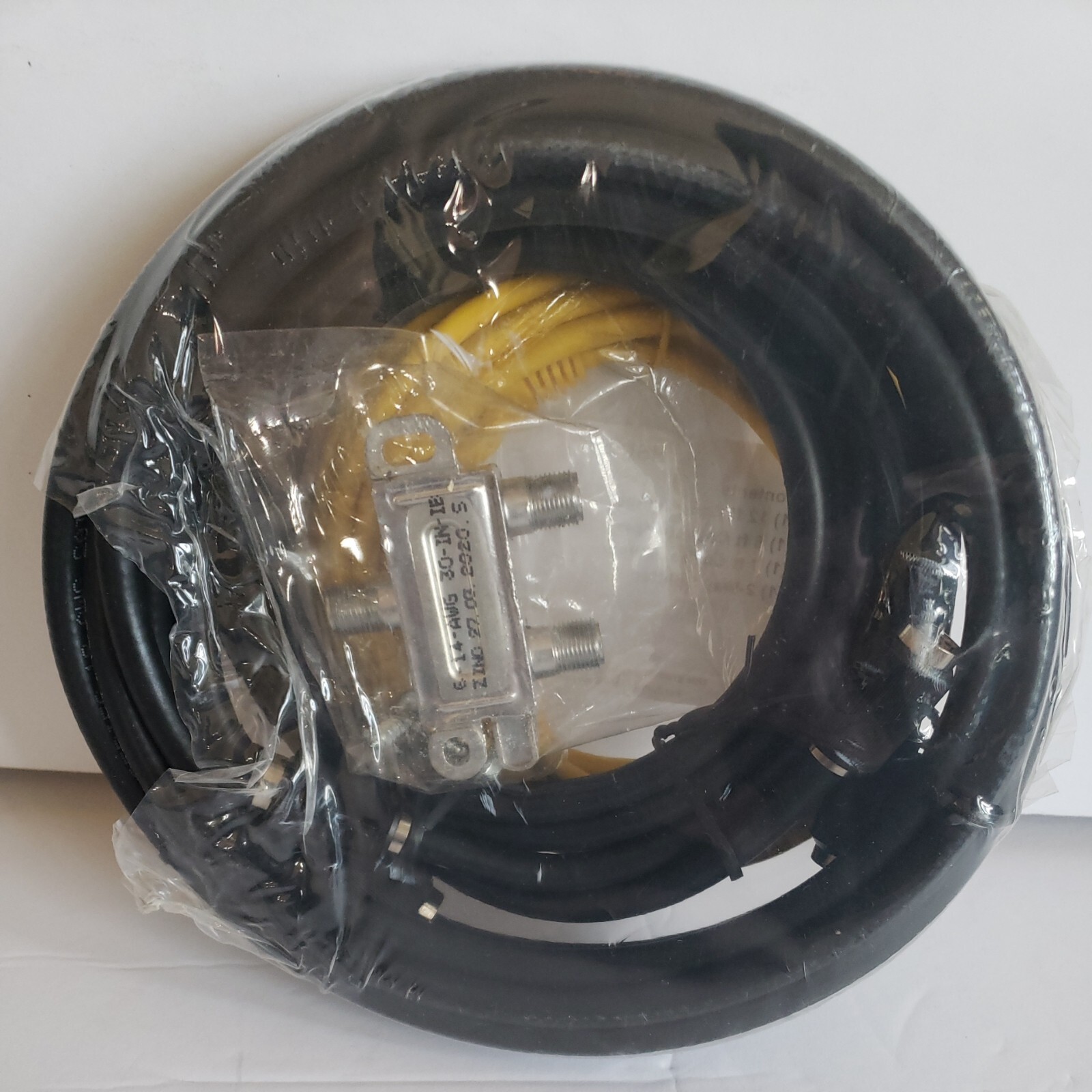 PPC HSD KIT 2 Coax Jumpers 1 Cat 5E Jumper, 1 2-Way Splitter CH-SIK-DATA-02 New