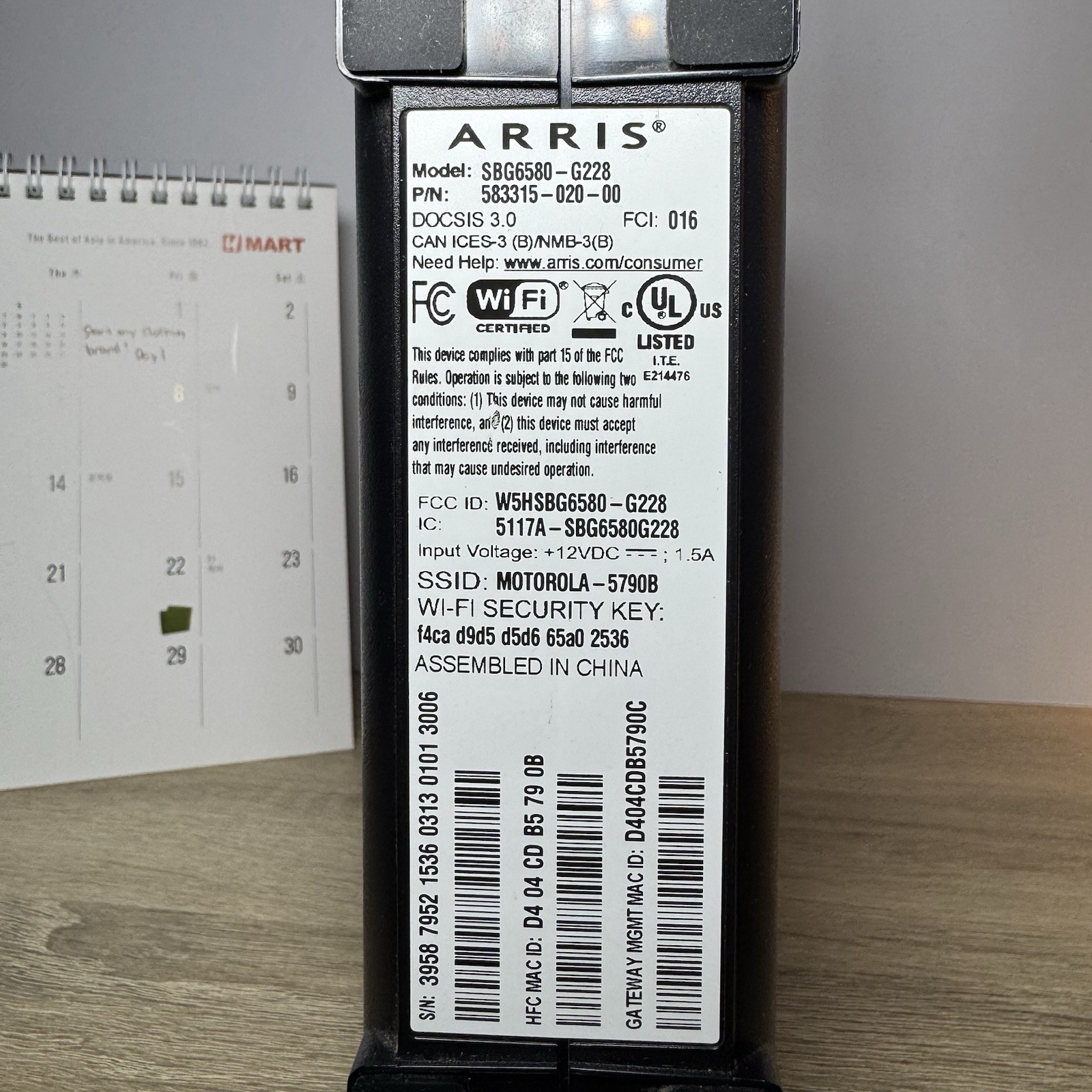ARRIS SURFboard SBG6580 DOCSIS 3.0 Cable Modem Wi-Fi Dual Band Router ONLY