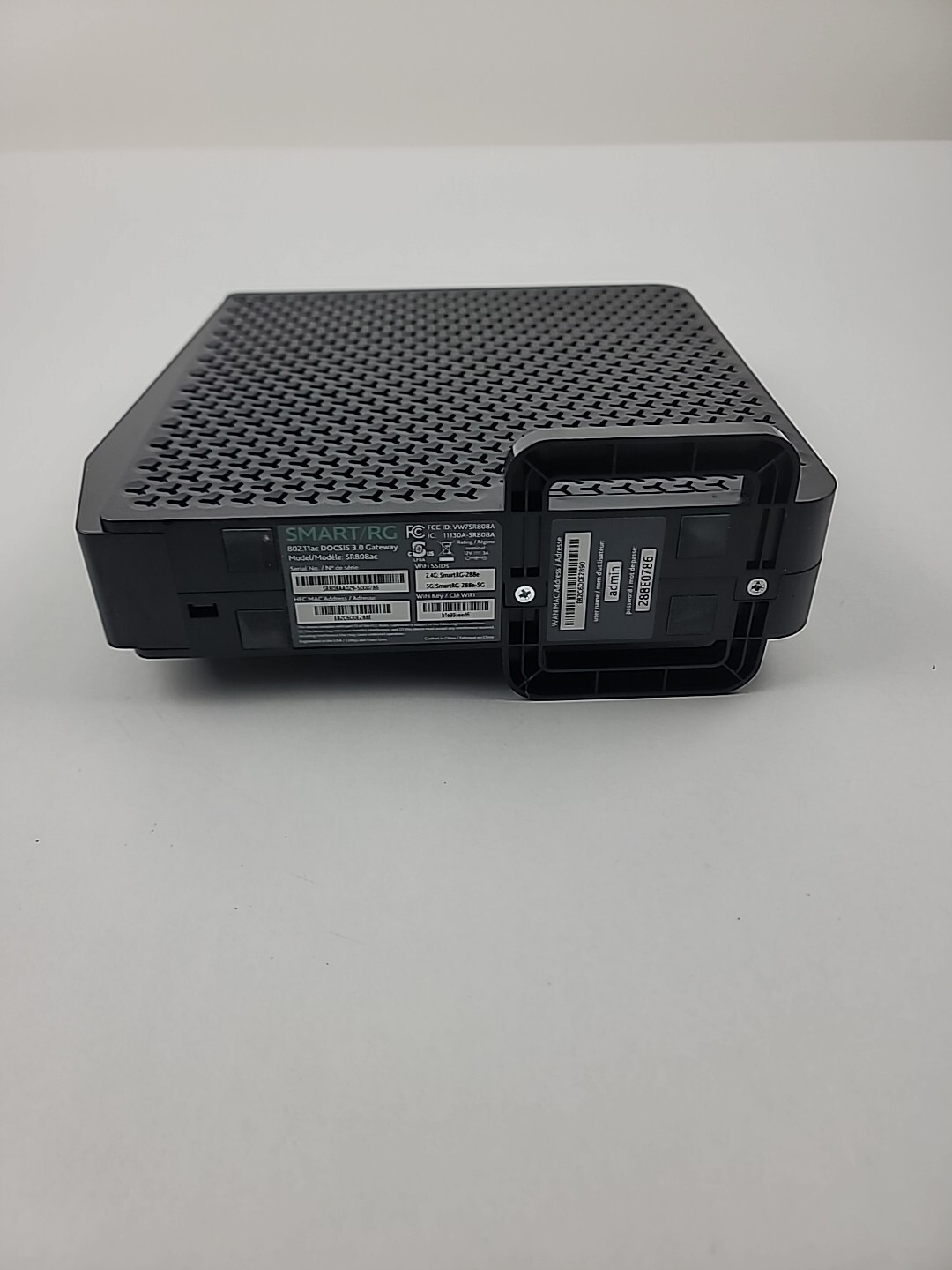 Smart RG SR808ac 802.11ac DOCSIS 3.0 Gateway Modem/Router Read
