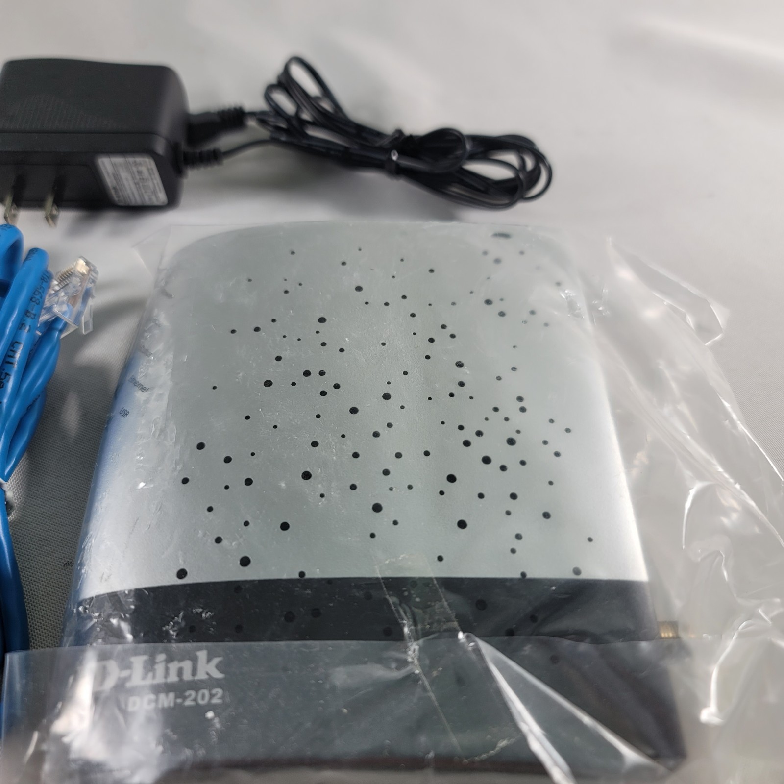 D-Link DCM-202 DOCSIS 2.0 Cable Modem