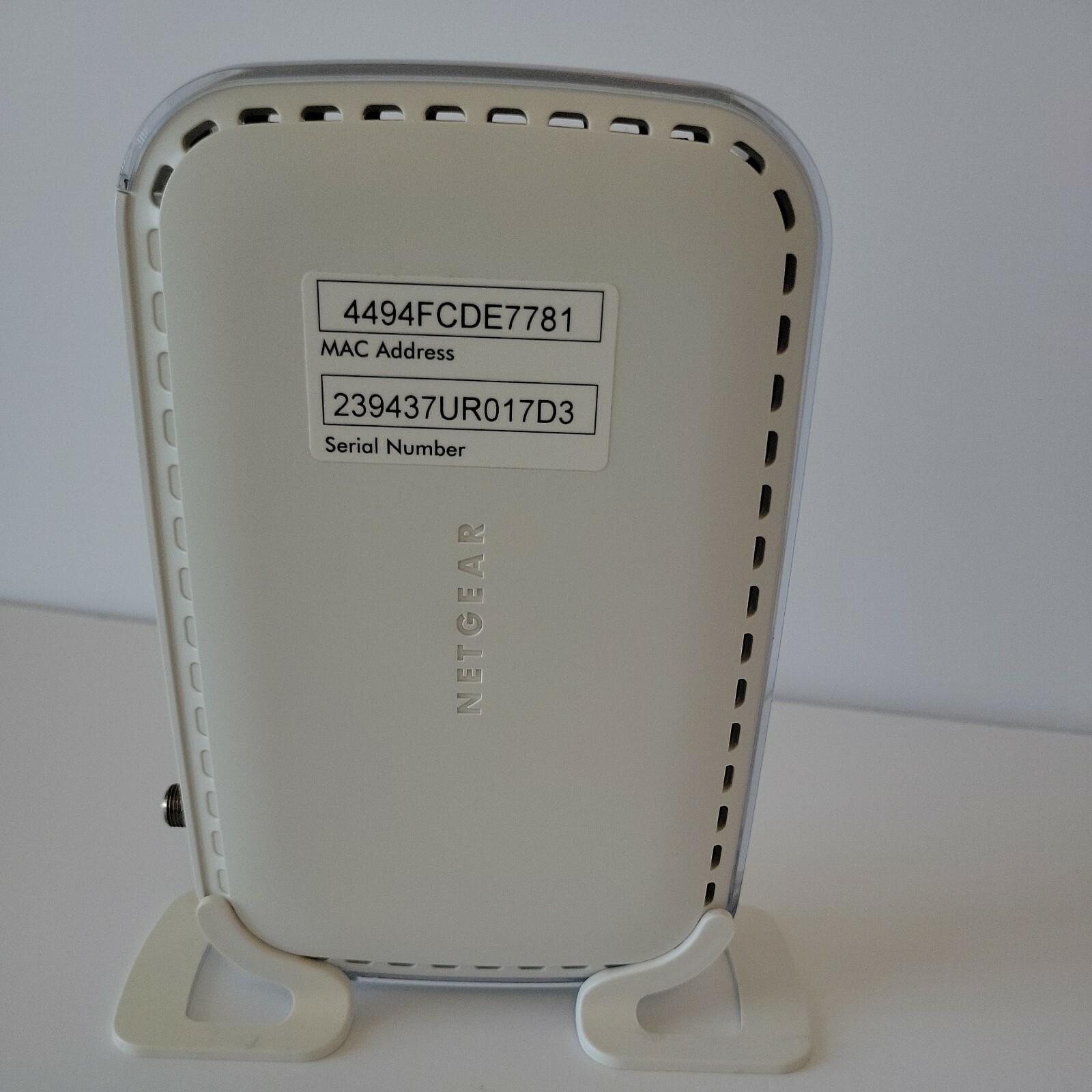 NETGEAR CMD31T DOCSIS 3.0 cable modem, White