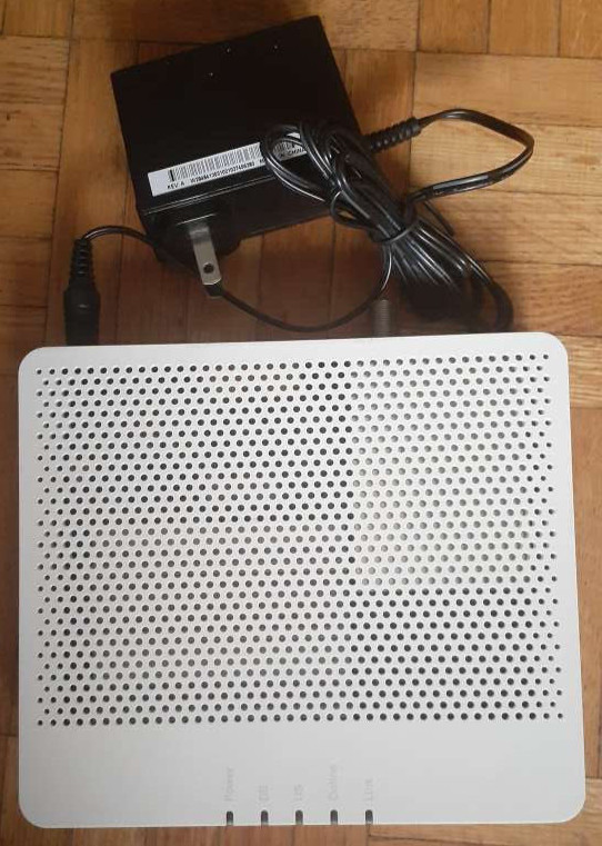 TECHNICOLOR TC4400-AM ULTRA BROADBAND CABLE MODEM HIGH SPEED POWER SUPPLY PLUG