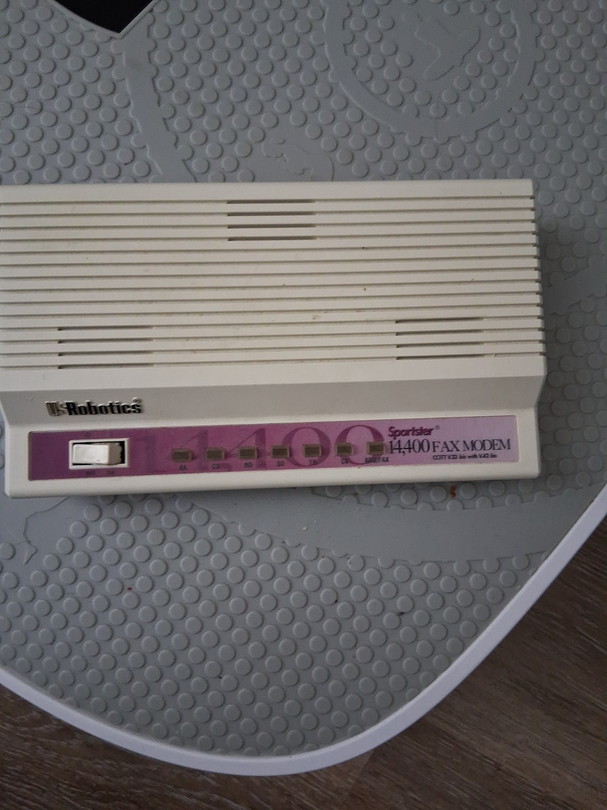 US Robotics Sportster 14,400 Fax Modem CCITT V.32 bis with V.42 bis Untested