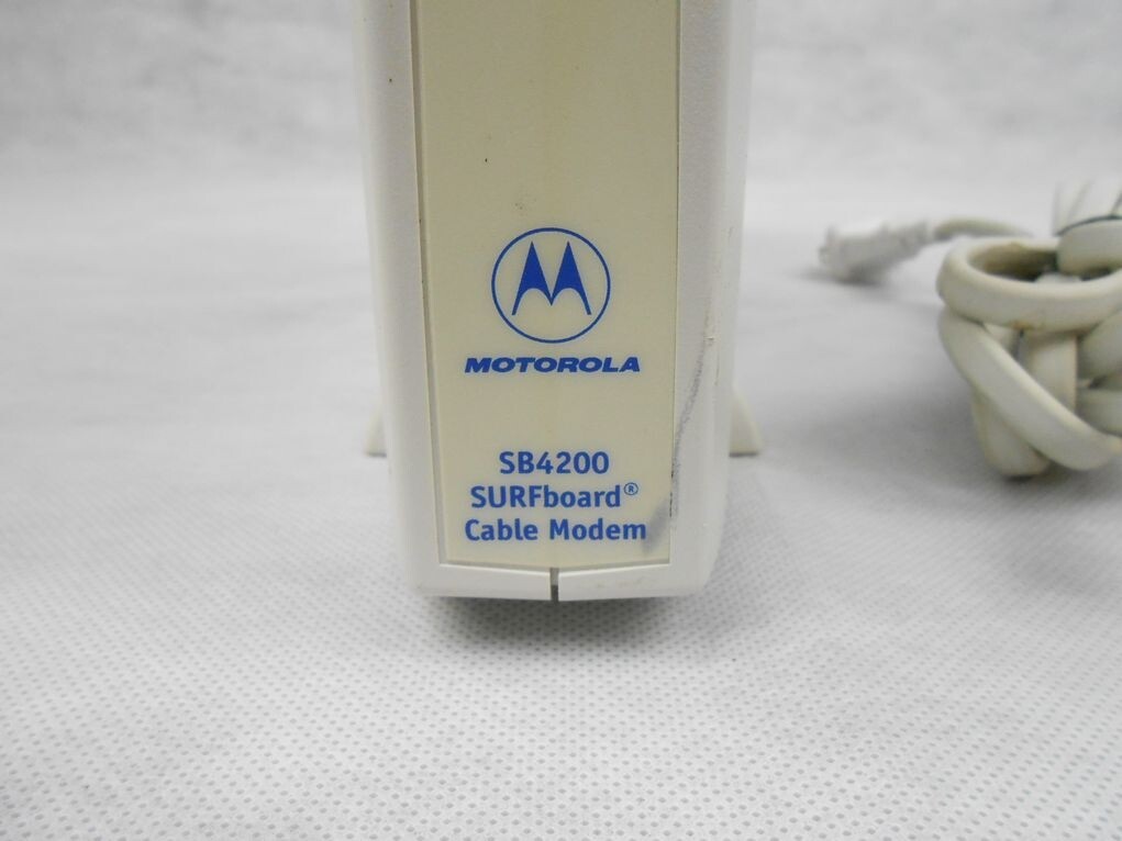 Motorola SURFboard SB4200 38 Mbps Cable Modem High Speed