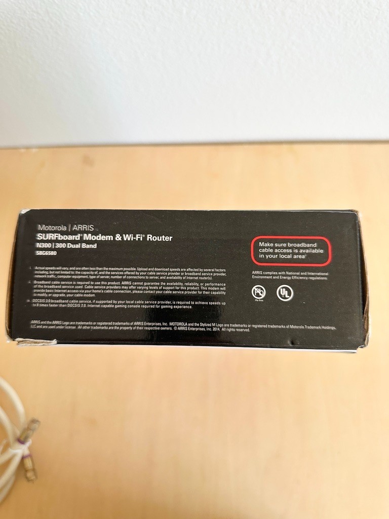 Motorola SURFboard SBG6580 with Coaxial Cable & Original Packaging