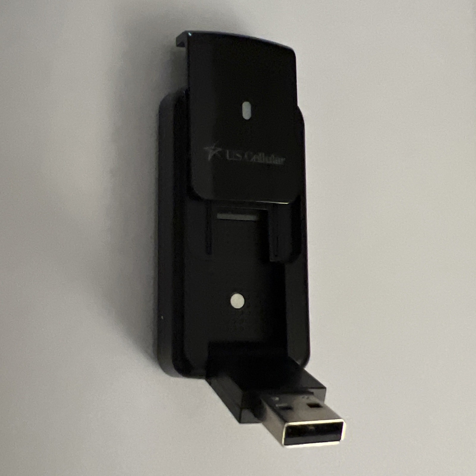 US Cellular UM185US Wireless Mobile Broadband USB Modem Qualcomm 3G CDMA UM185US