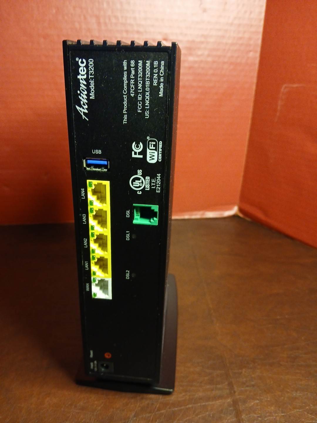 Windstream T3200 Wireless Router – Gray