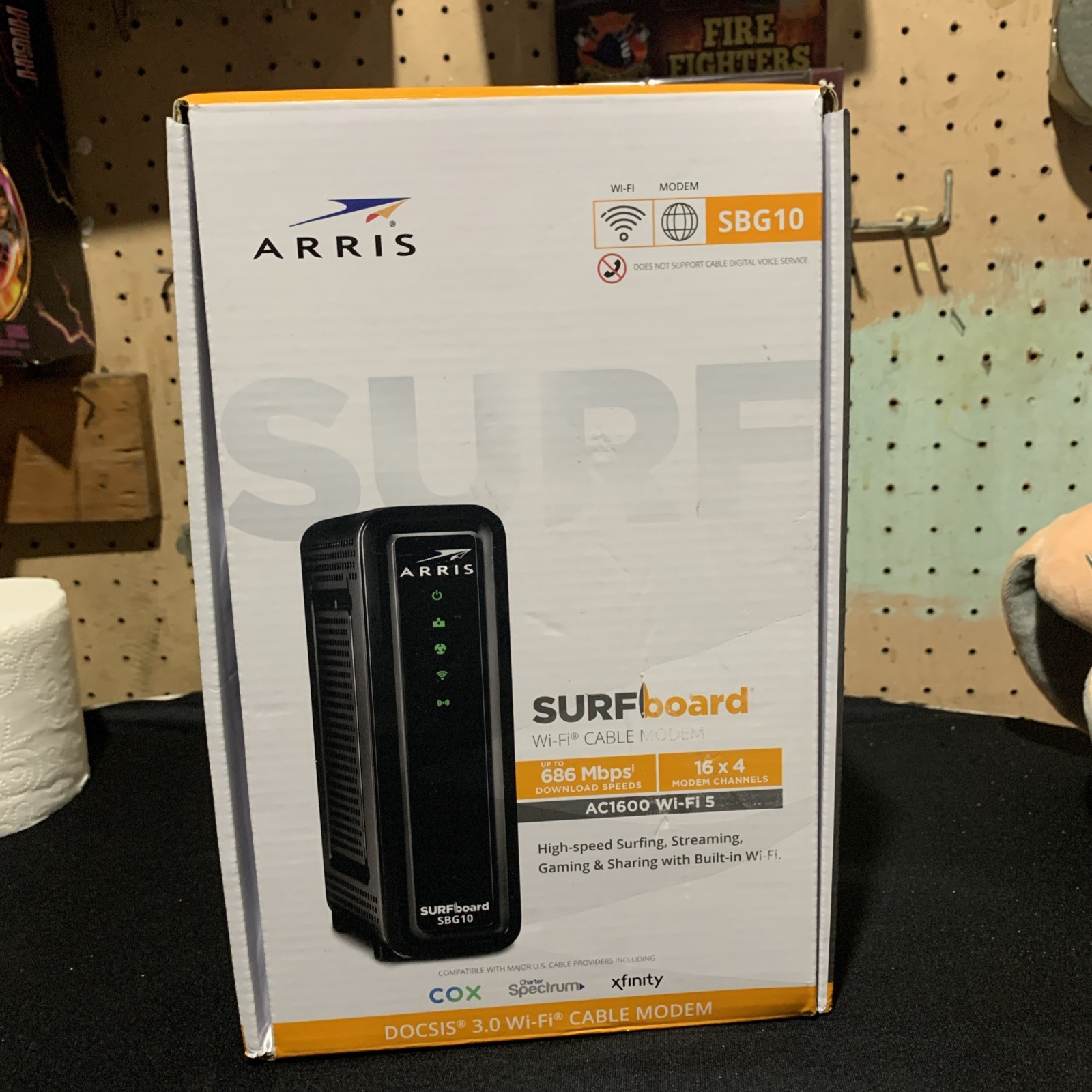 Sealed ARRIS SBG10 DOCSIS 3.0 Cable Modem & WiFi Router +Warranty Thru 4/8/27