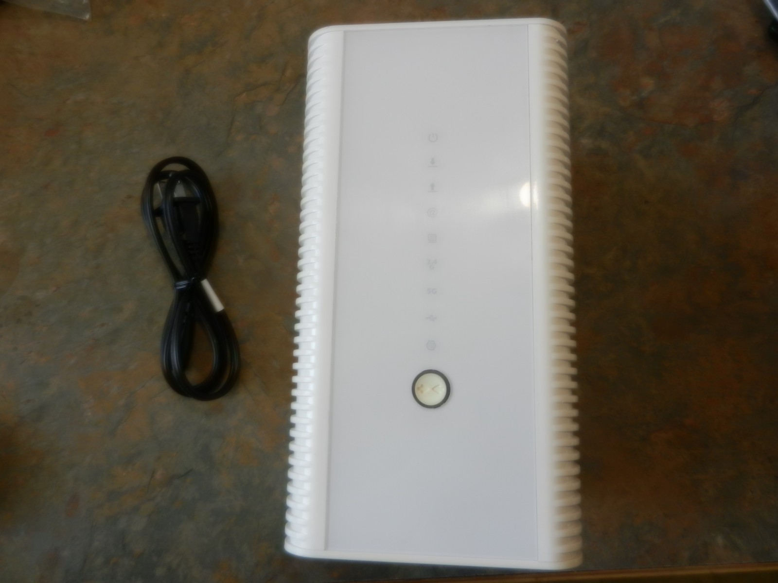 Factory unlocked Hitron Coda-4582U DOCSIS 3.1 Cable Modem Router