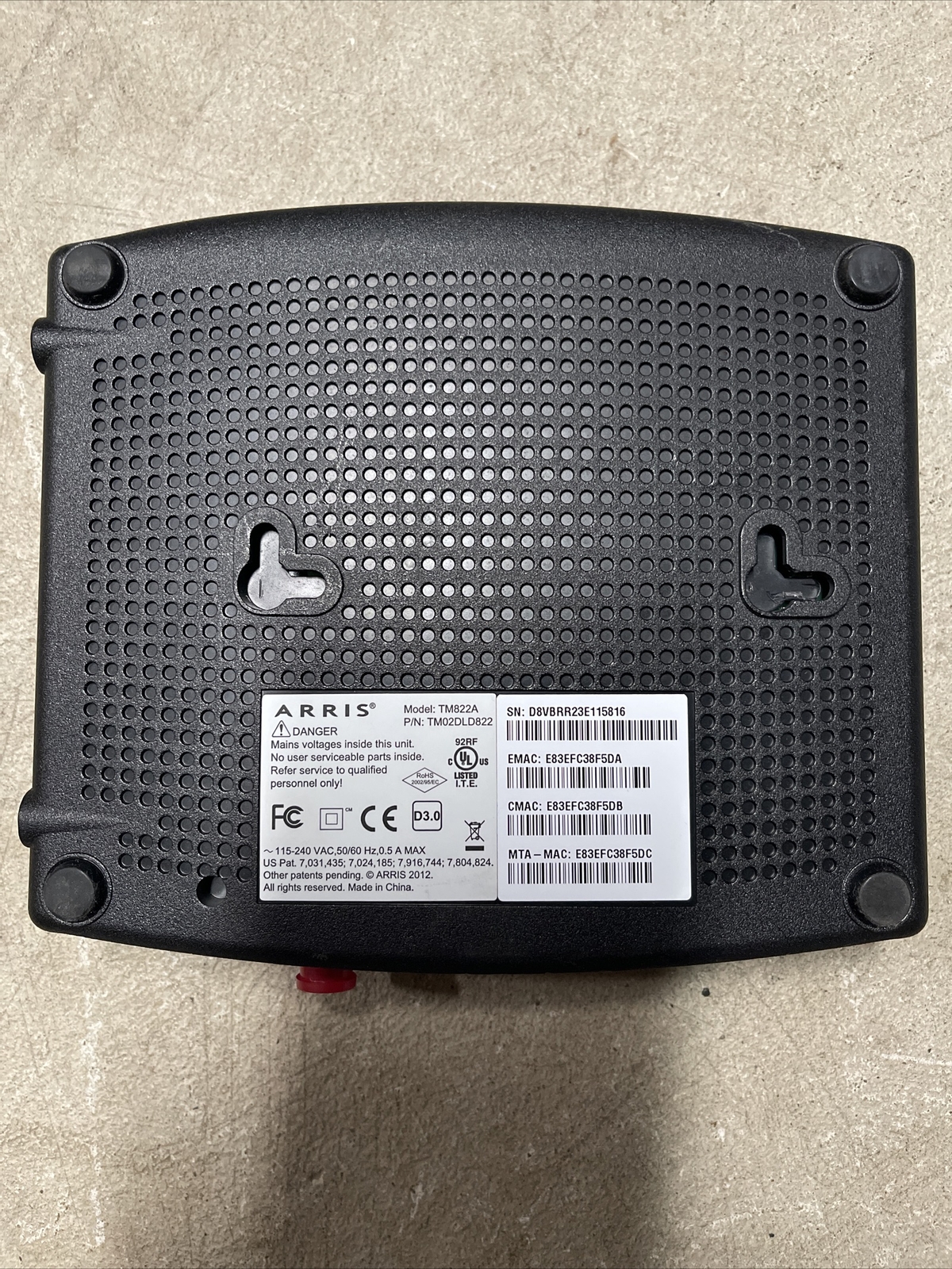 ARRIS Touchstone TM822A DOCSIS 3.0 8×4 Telephony Modem – Black