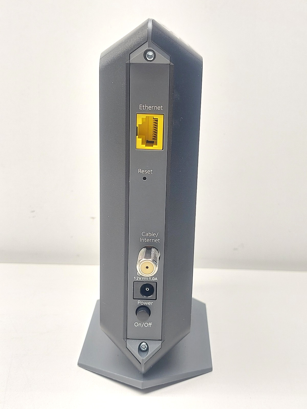 Netgear High Speed Cable Modem CM700 606449139655