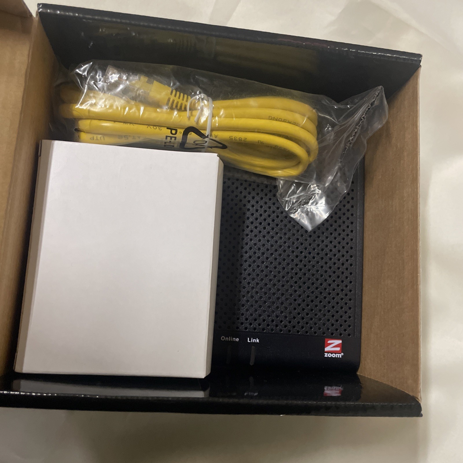 Zoom DOCSIS 343 Mbps 3.0 Cable Modem Model 5341 – NEW open box