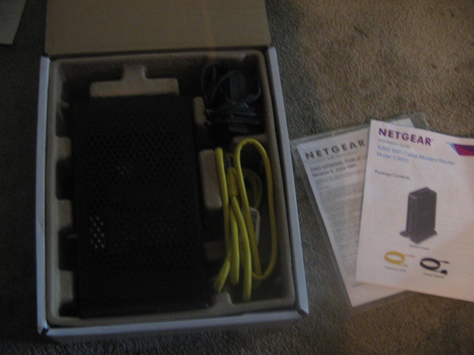 Motorola Arris/Netgear/Surfboard Modems/WiFi Router N300Model SBG6580 NEW