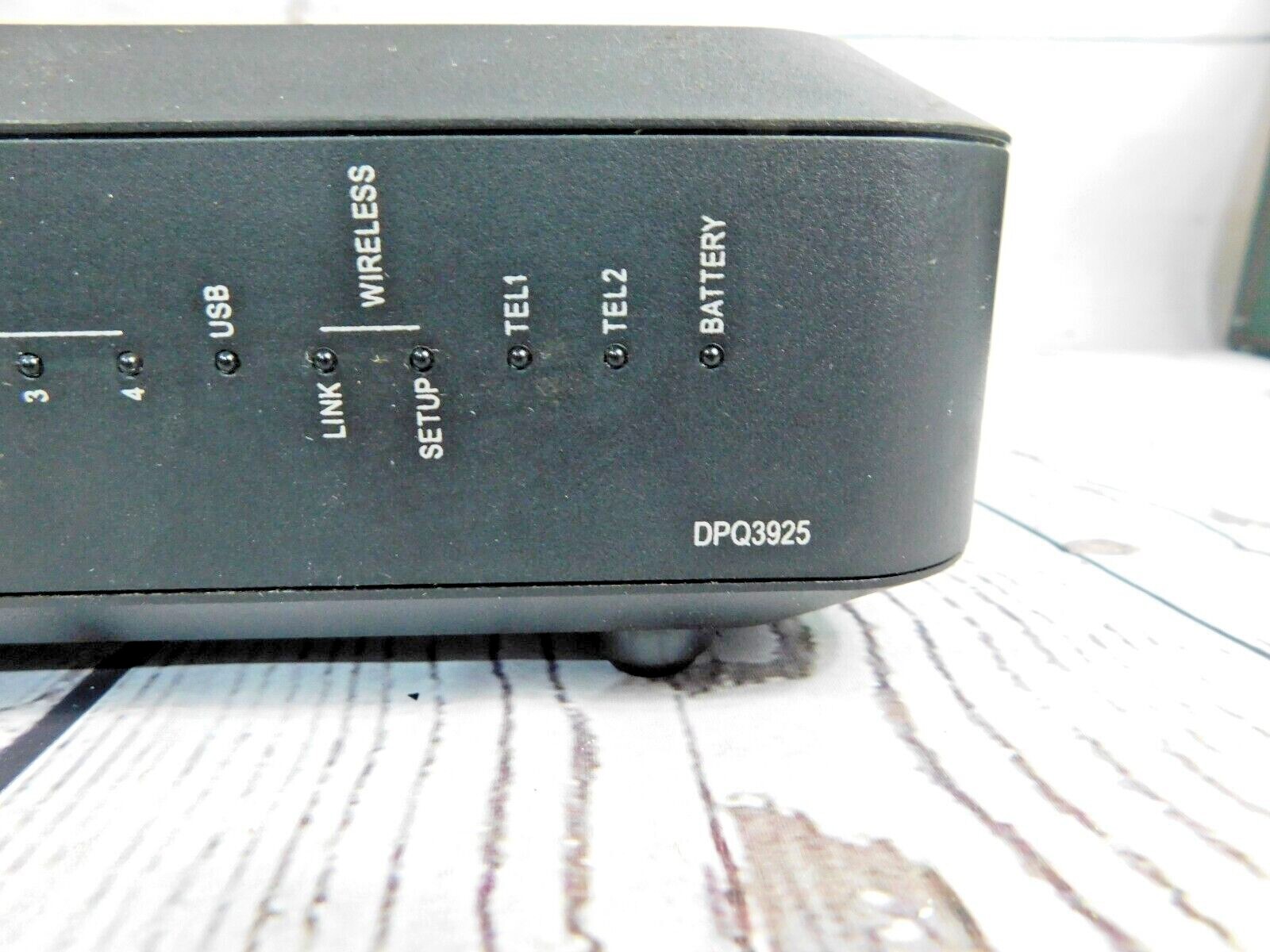 Cisco DPQ3925 DOCSIS 3.0 Router/Modem *Tested* Great Pre-Owned Condition Black