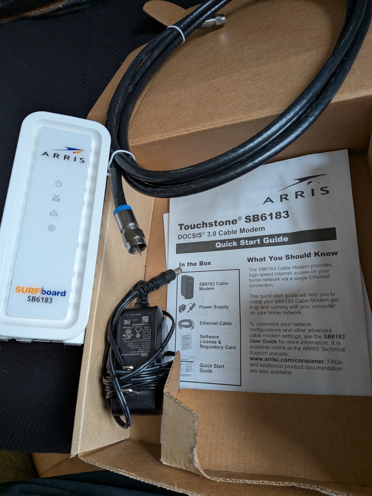ARRIS SURFboard SB6183 DOCSIS 3.0 Cable Modem 686Mbps 1x Gigabit Ethernet White