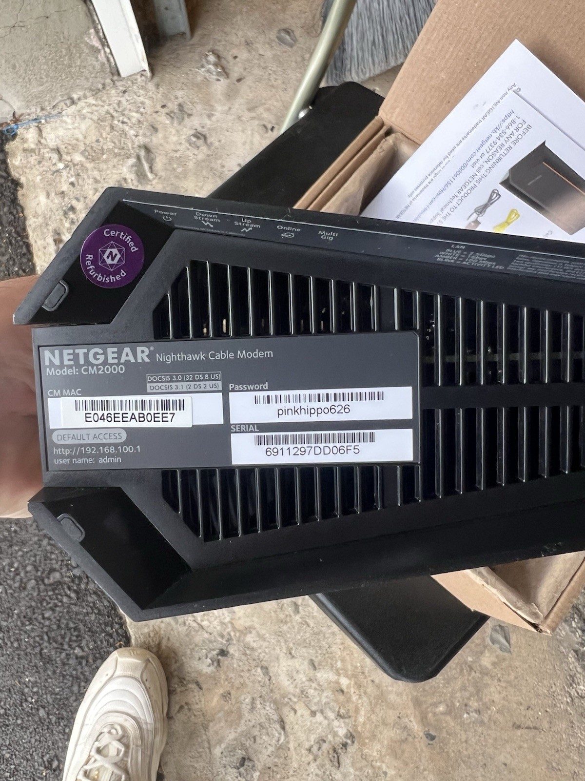 NETGEAR Nighthawk CM2000 DOCSIS 3.1 Mid/high-Split Cable Modem,Black-LN