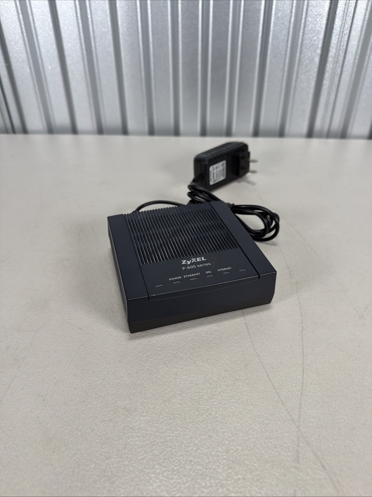 Zyxel P-600 Series P-660R-ELNK