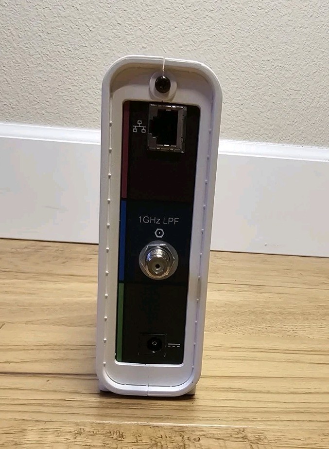ARRIS SB6183 686 Mbps Cable Modem, White – 59243200300