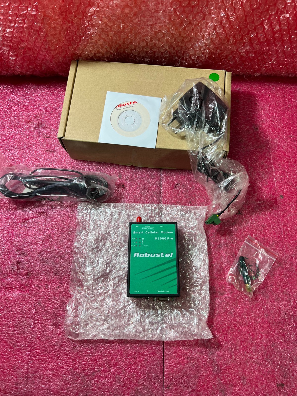 M1000-PGPRSA ROBUSTEL M1000 PRO SMART CELLULER MODEM