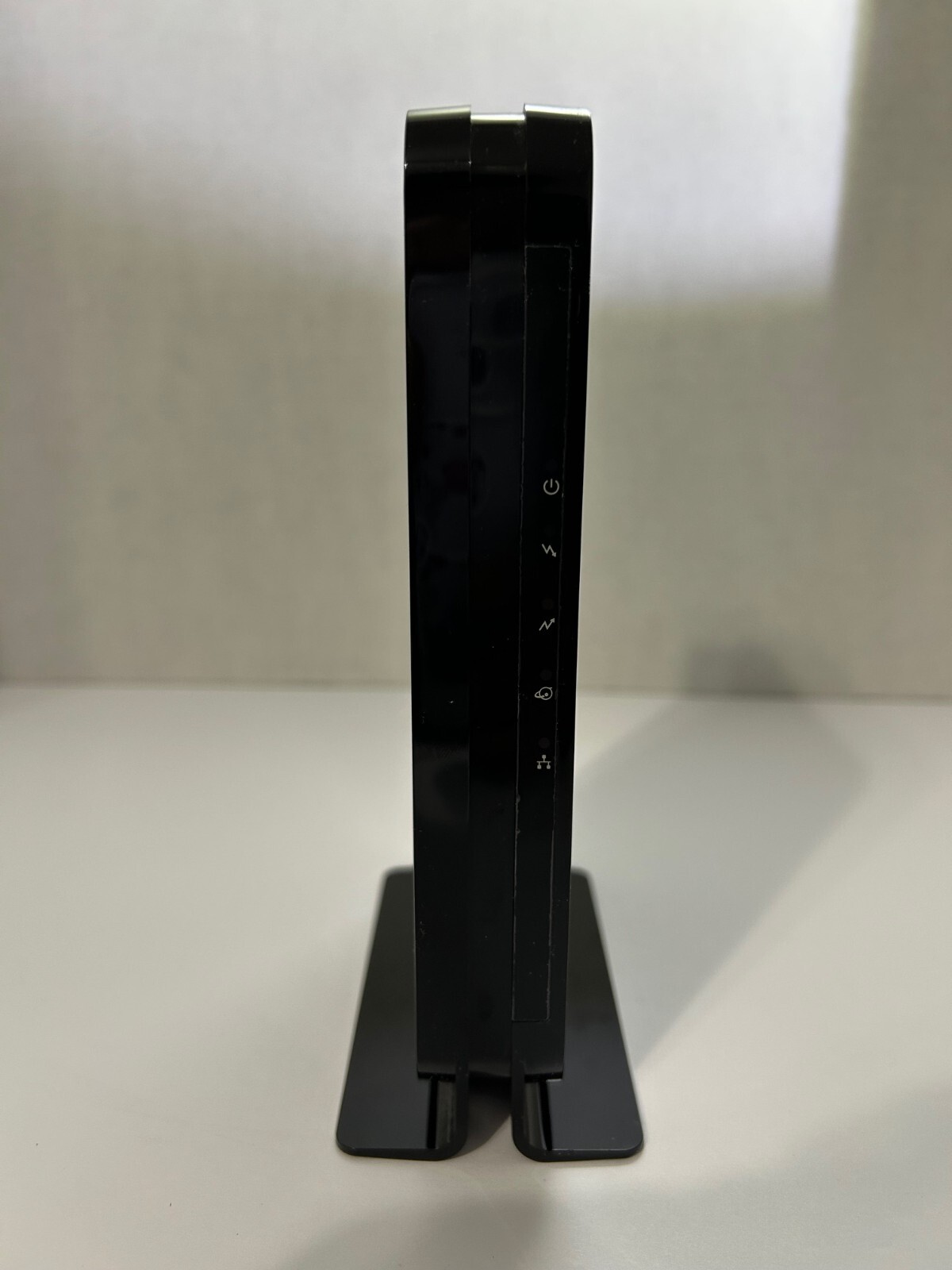NETGEAR Cable Modem CM500 (CM500100NAS) 680 Mbps – Black-Good