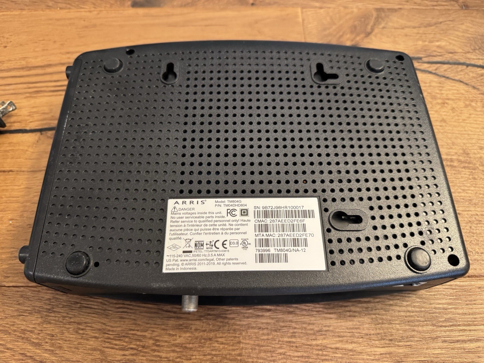 ARRIS TM804G DOCSIS 3.0 VoIP Xfinity Cable Modem 1Gbps 4-Port Black