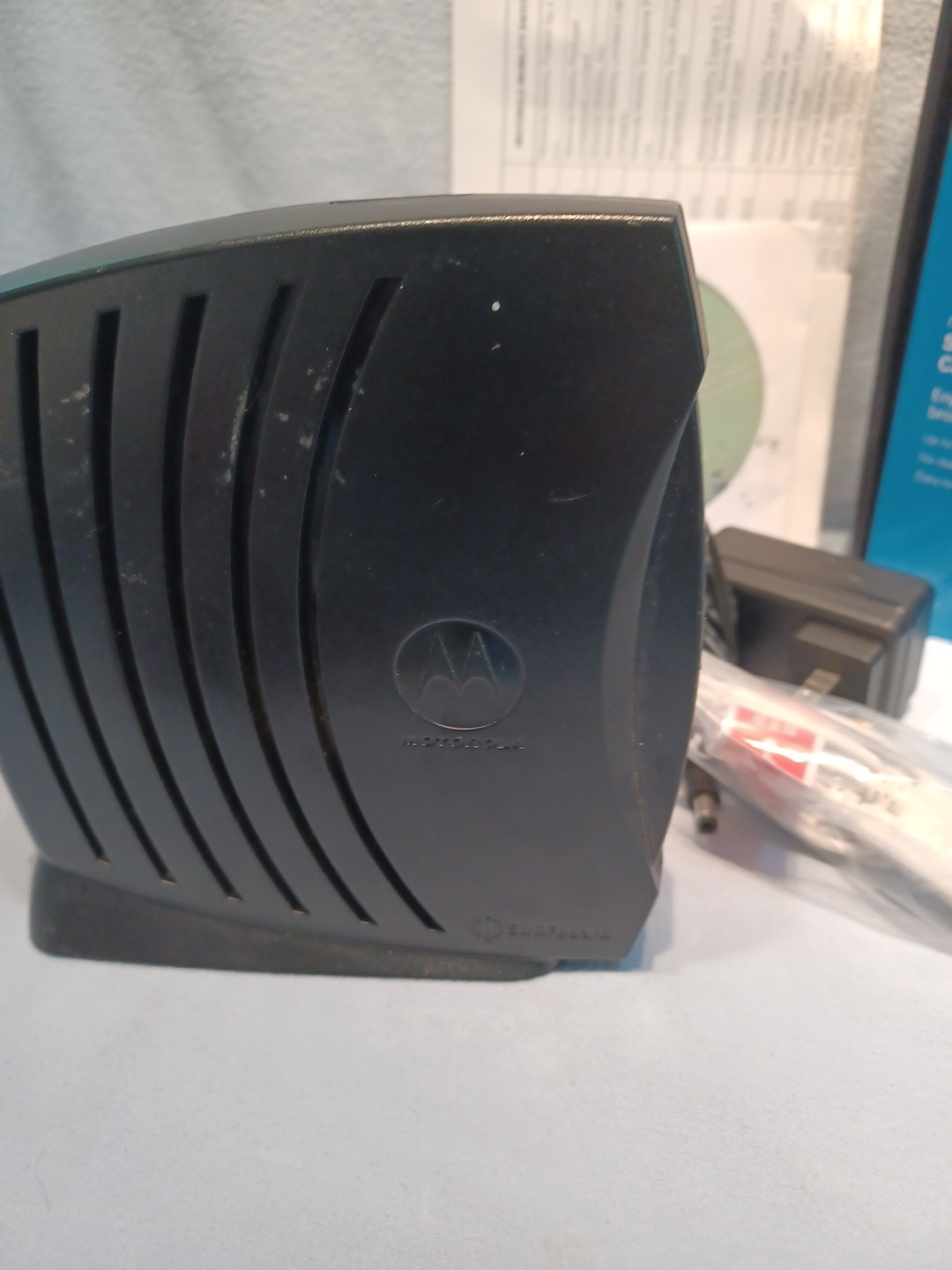 Motorola SURFboard SB5101U (567005-005-00) 38.91 Mbps NIB