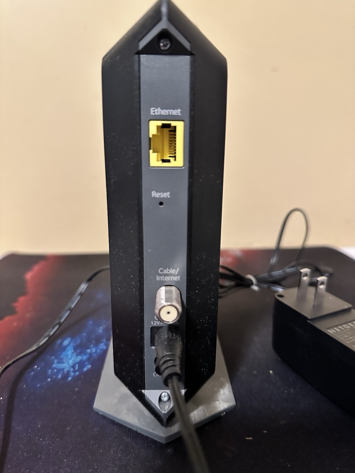 NETGEAR CM700 High-Speed Cable Modem DOCSIS 3.0 with Power Cord 32×8 Tested