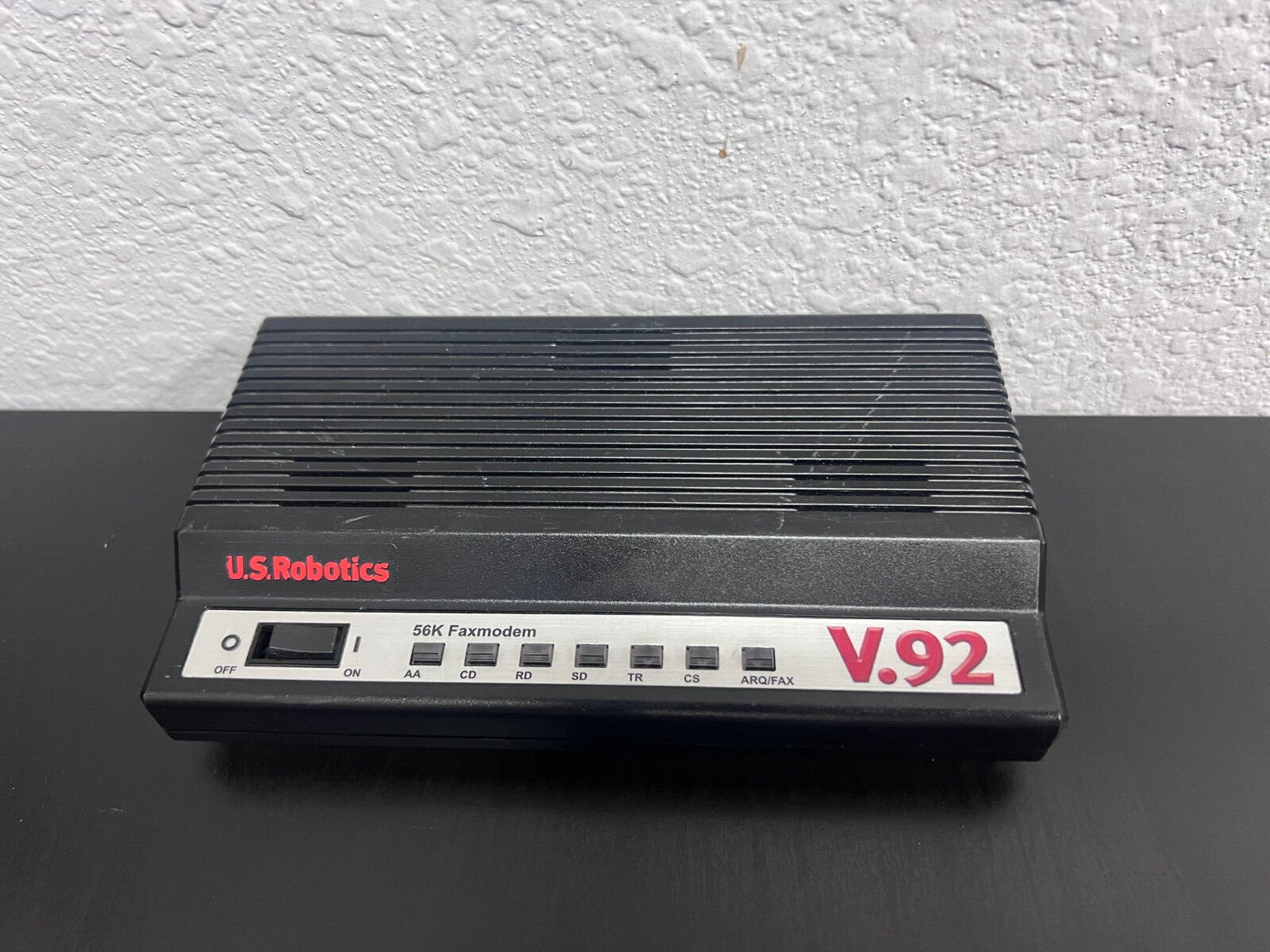 US Robotics 005686-05 56K External Fax Modem V. 92