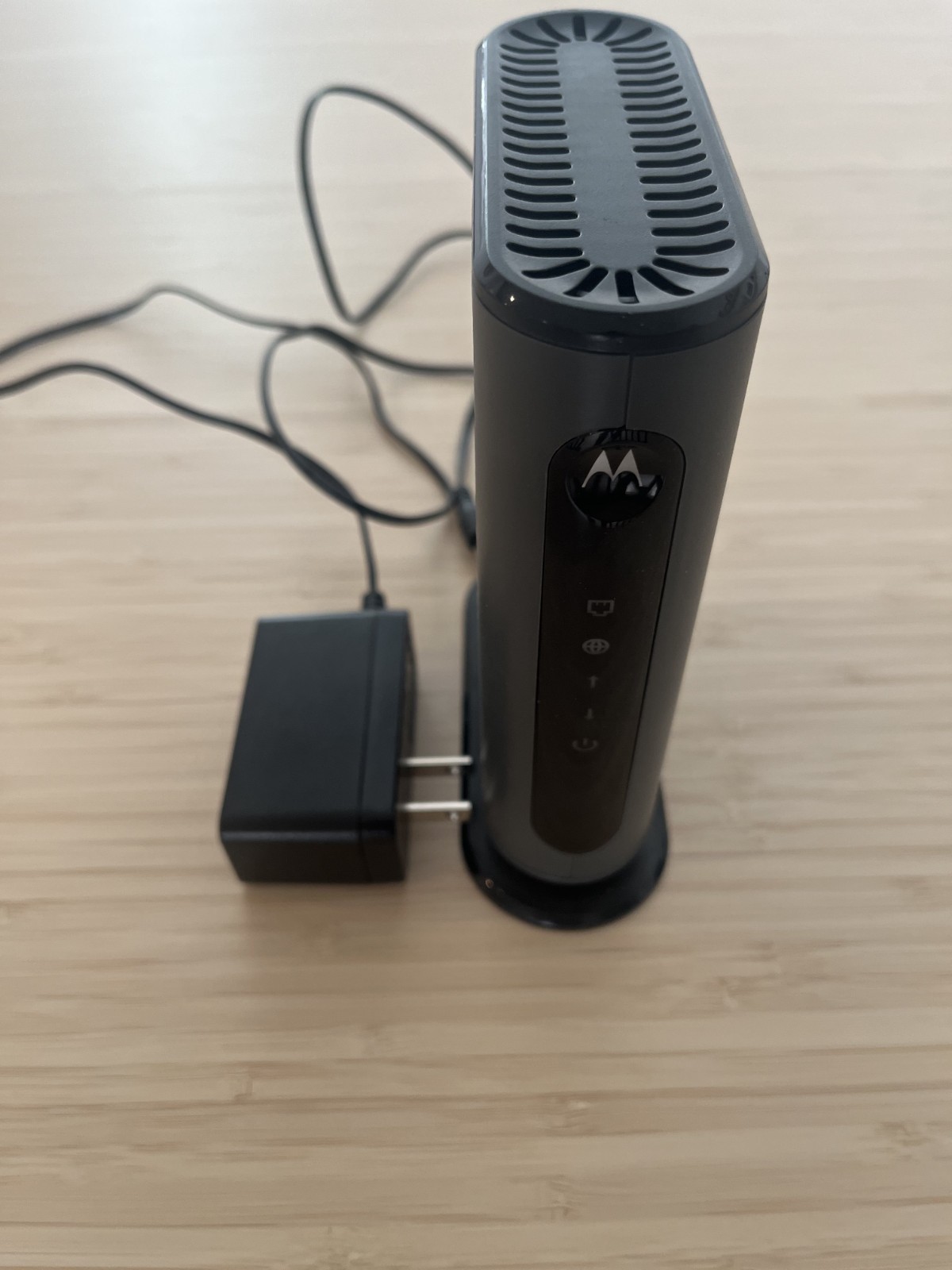 Motorola DOCSIS 3.0 Cable Modem – MB7220