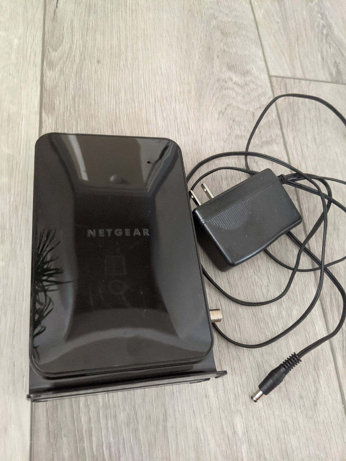 Netgear CM500V 16×4 DOCSIS 3.0 680Mbps VOICE Cable Modem TESTED