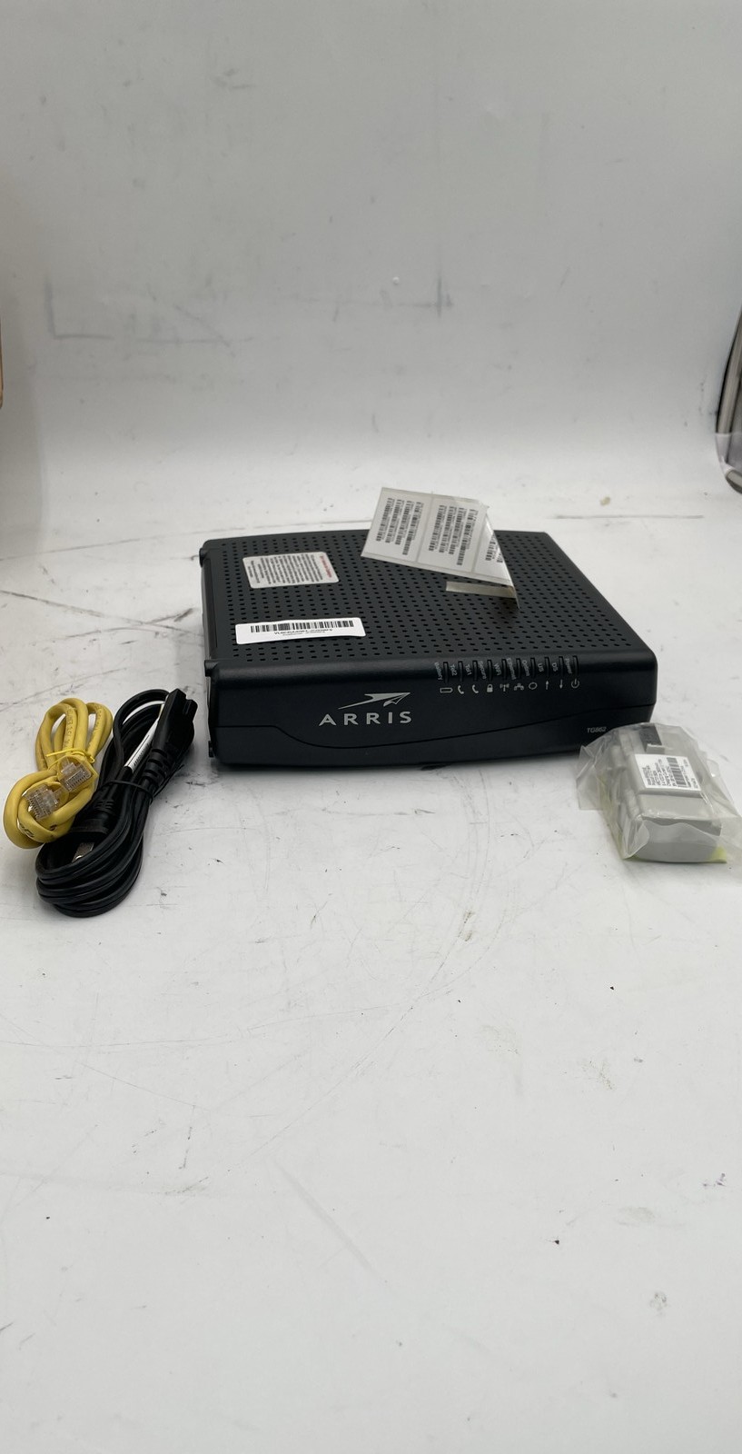 ARRIS TG862G Cable Modem WiFi Router DOCSIS 3.0 TG02DH7862
