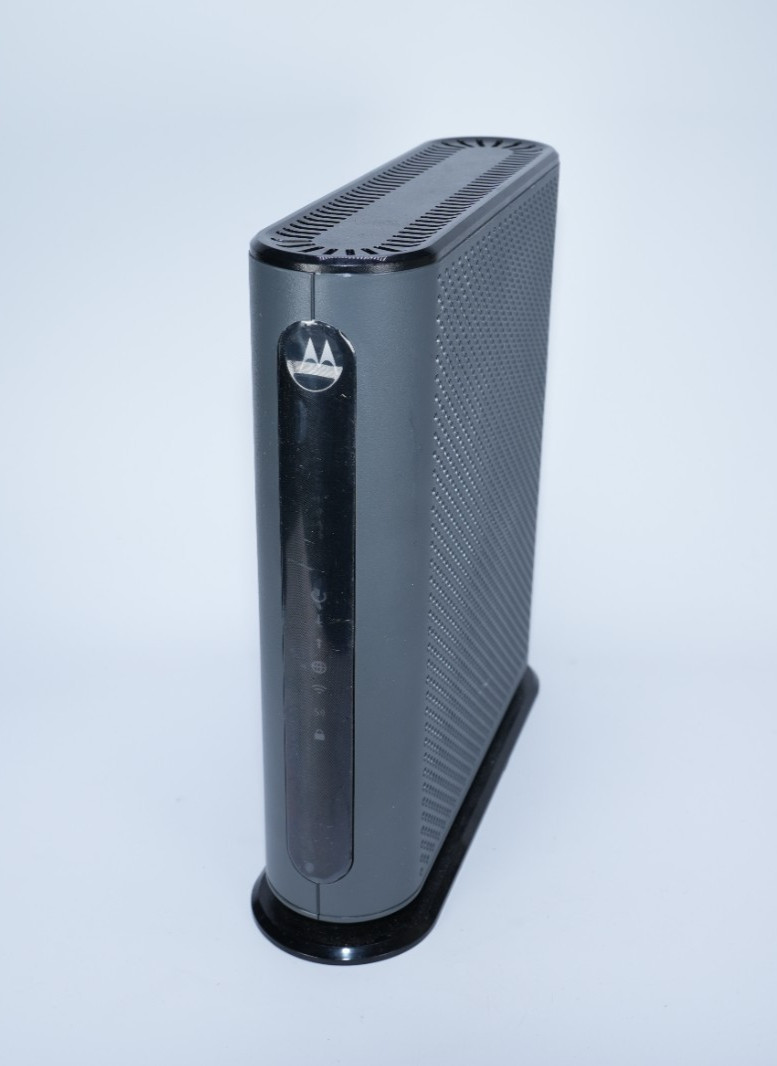 Motorola MG7550 16×4 High Speed ​​Cable Modem Plus AC1900 Router REPLACEMENT