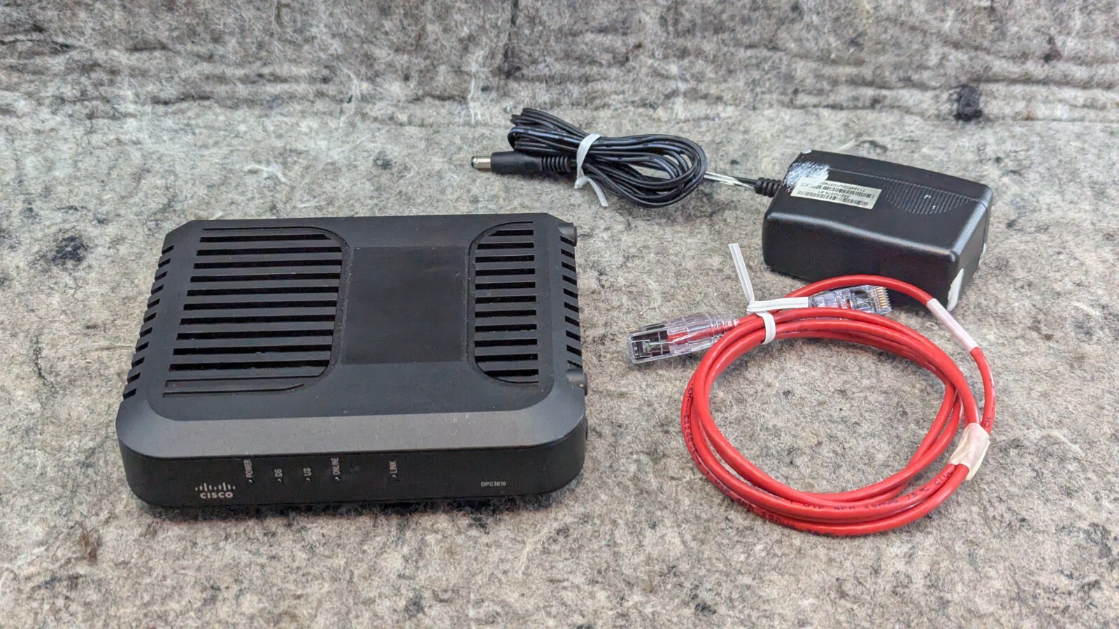 Cisco DPC3010 DOCSIS 3.0 Cable Modem w/ powerCord, Cat6 Ethernet Cable