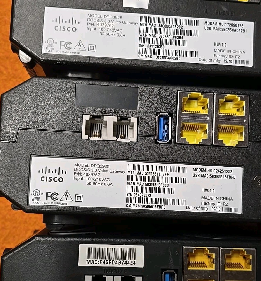 CISCO DPQ3925 8×4 LOT of 3X DOCSIS 3.0 Wireless Gateway Modem Router