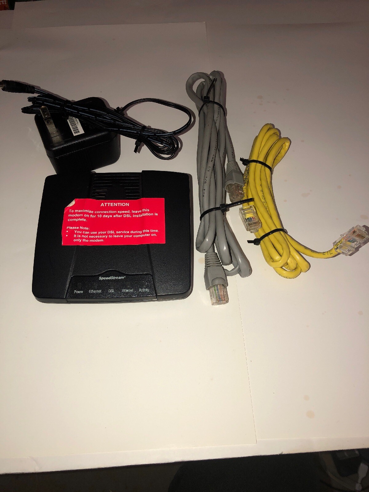 Siemens SpeedStream 4100 Ethernet ADSL Modem Part No. 060-D141-A12 Ships N 24h