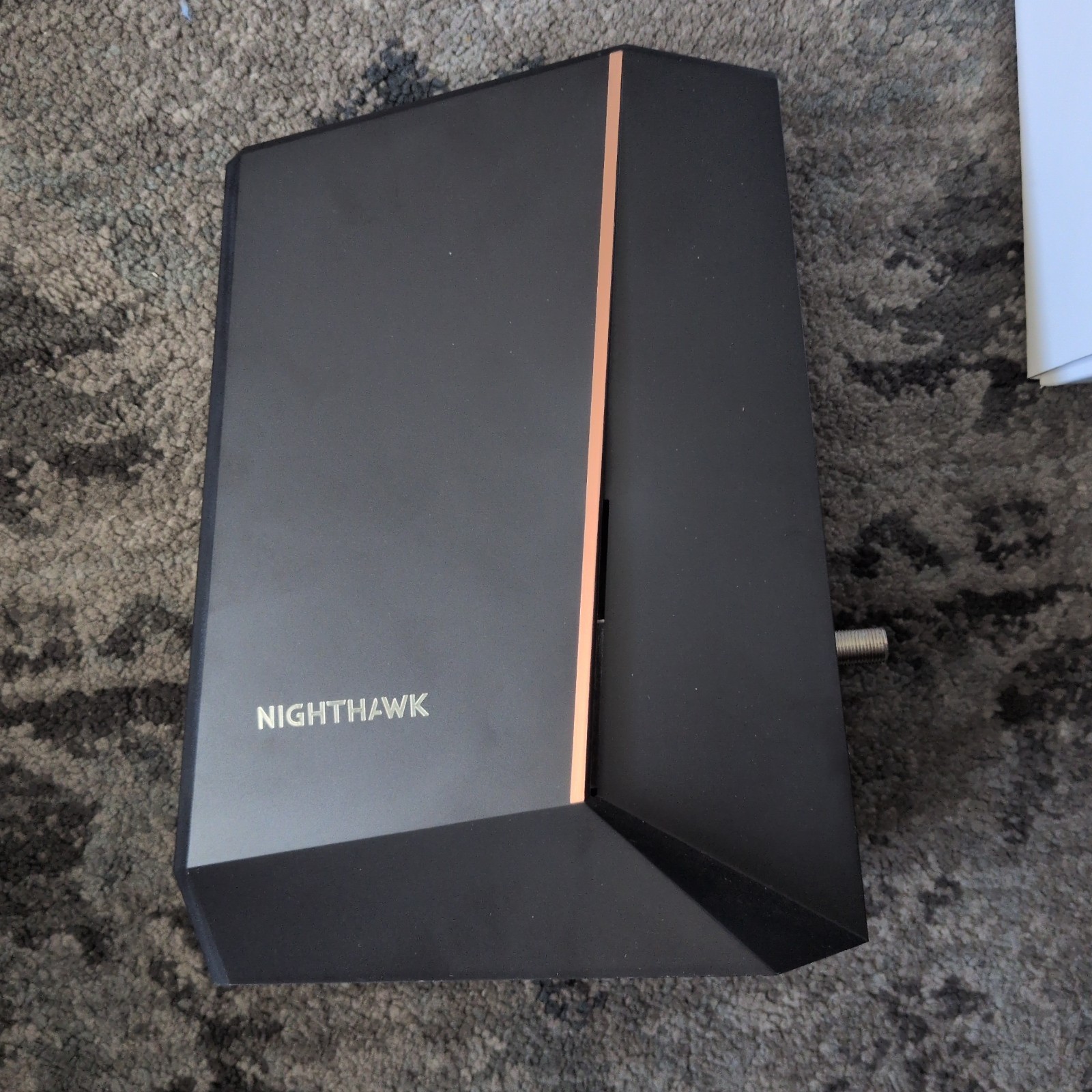 NETGEAR Nighthawk CM2000 DOCSIS 3.1 Cable Modem Tested Works Great w/ Power Cord